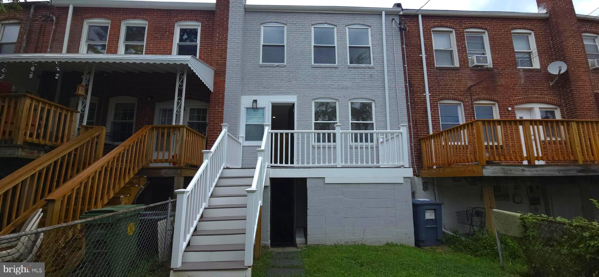 BROOKWOOD - Residential Lease