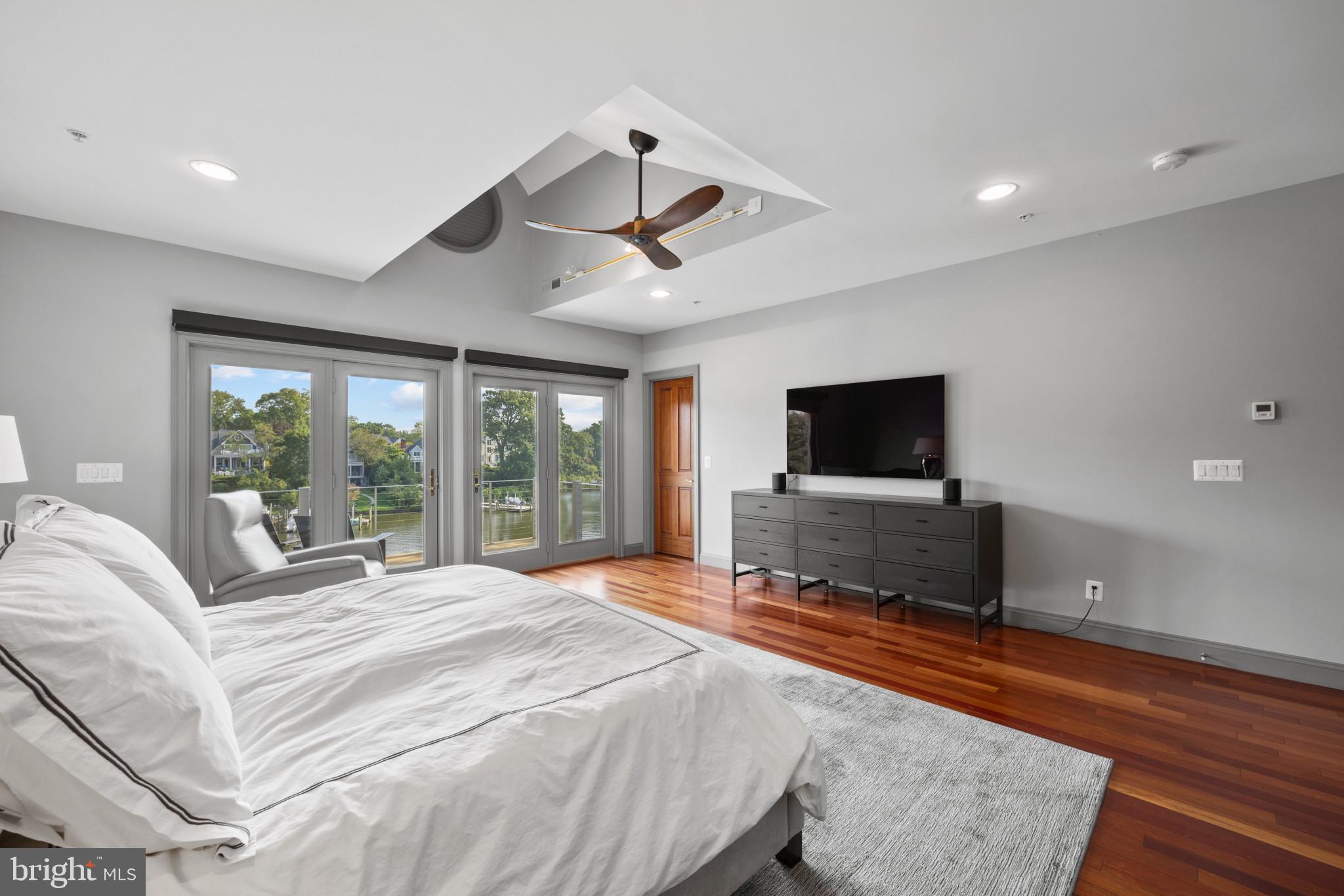 TRUXTON HEIGHTS - Residential