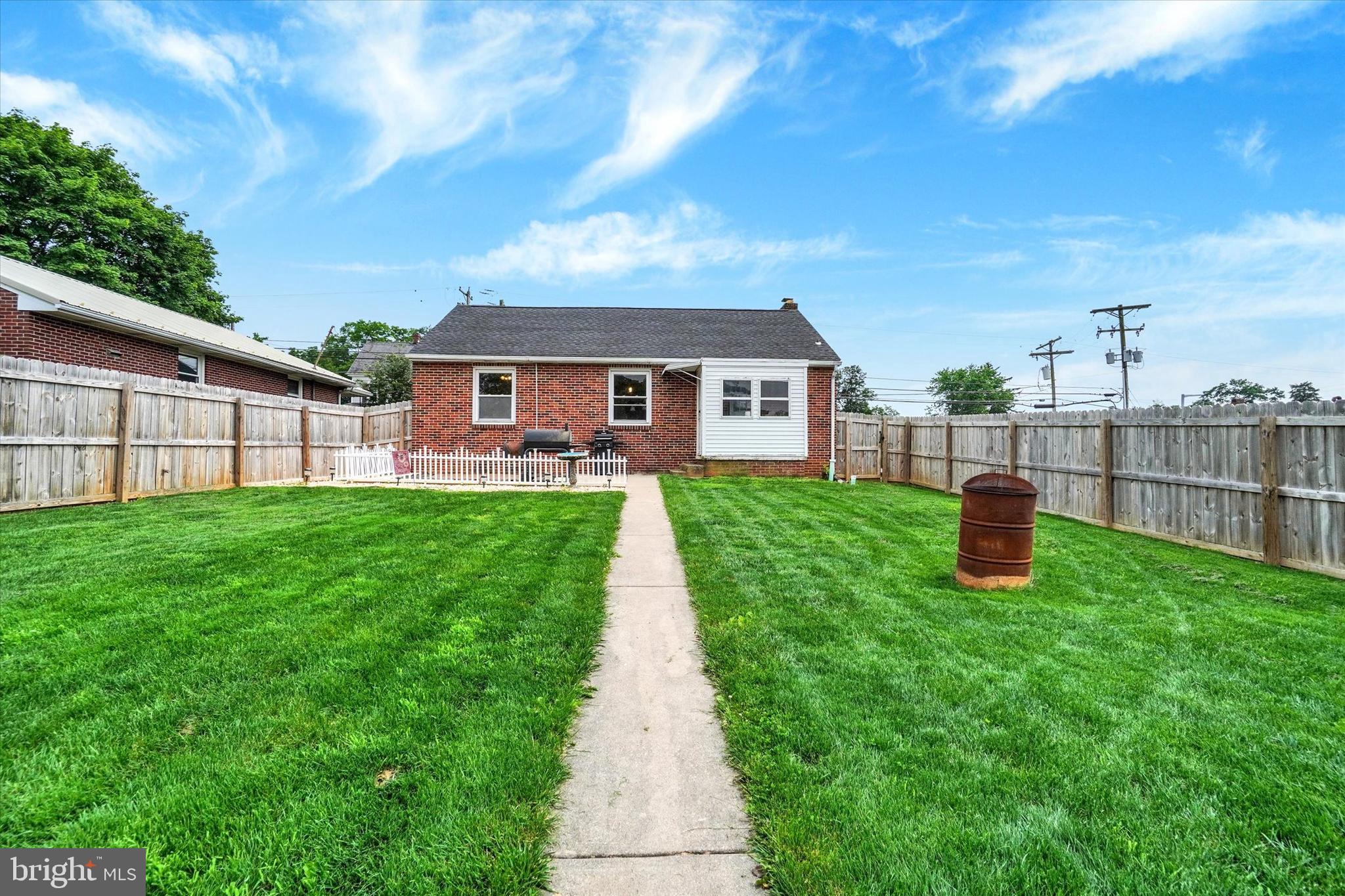 YORK NEW SALEM - Residential