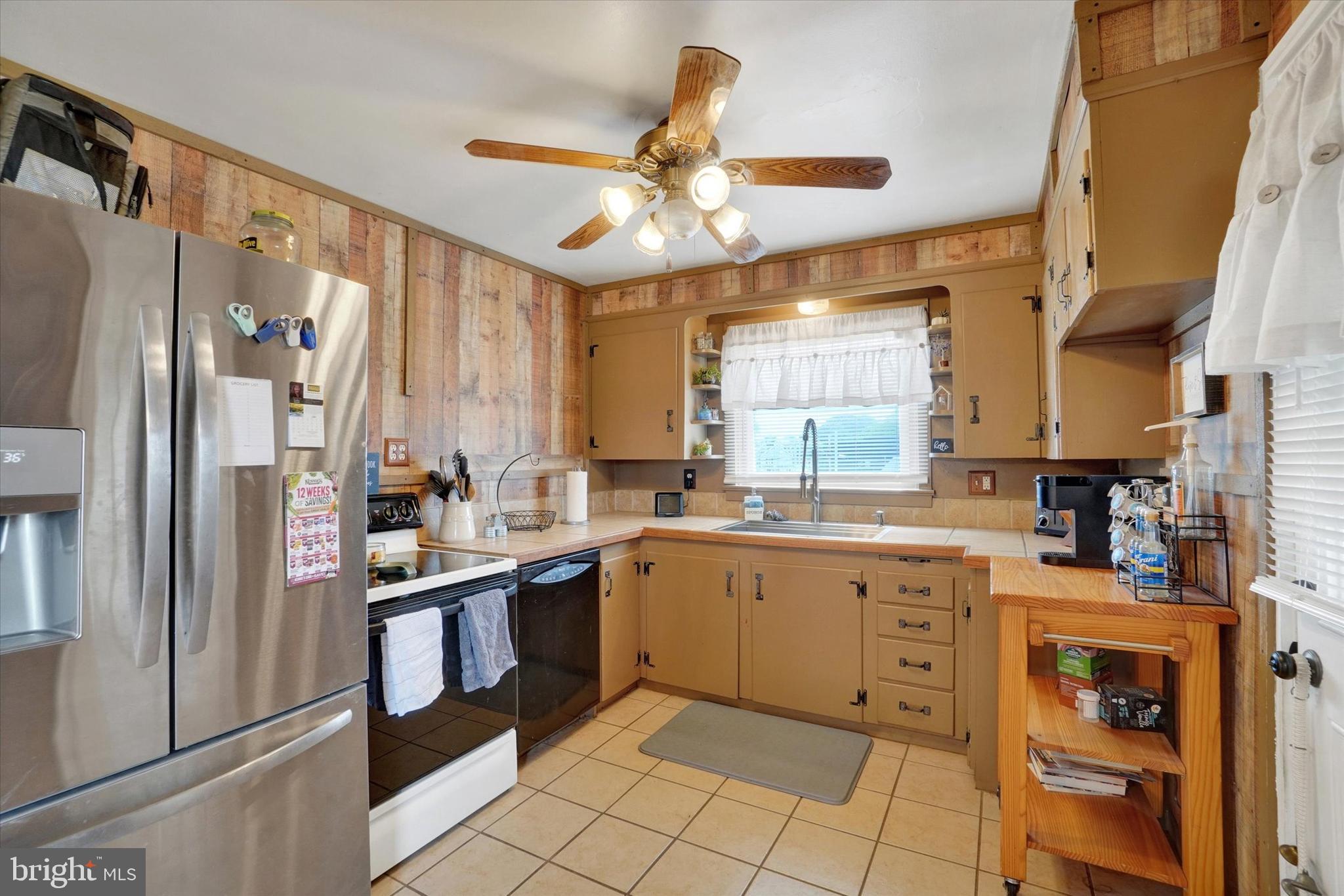 YORK NEW SALEM - Residential