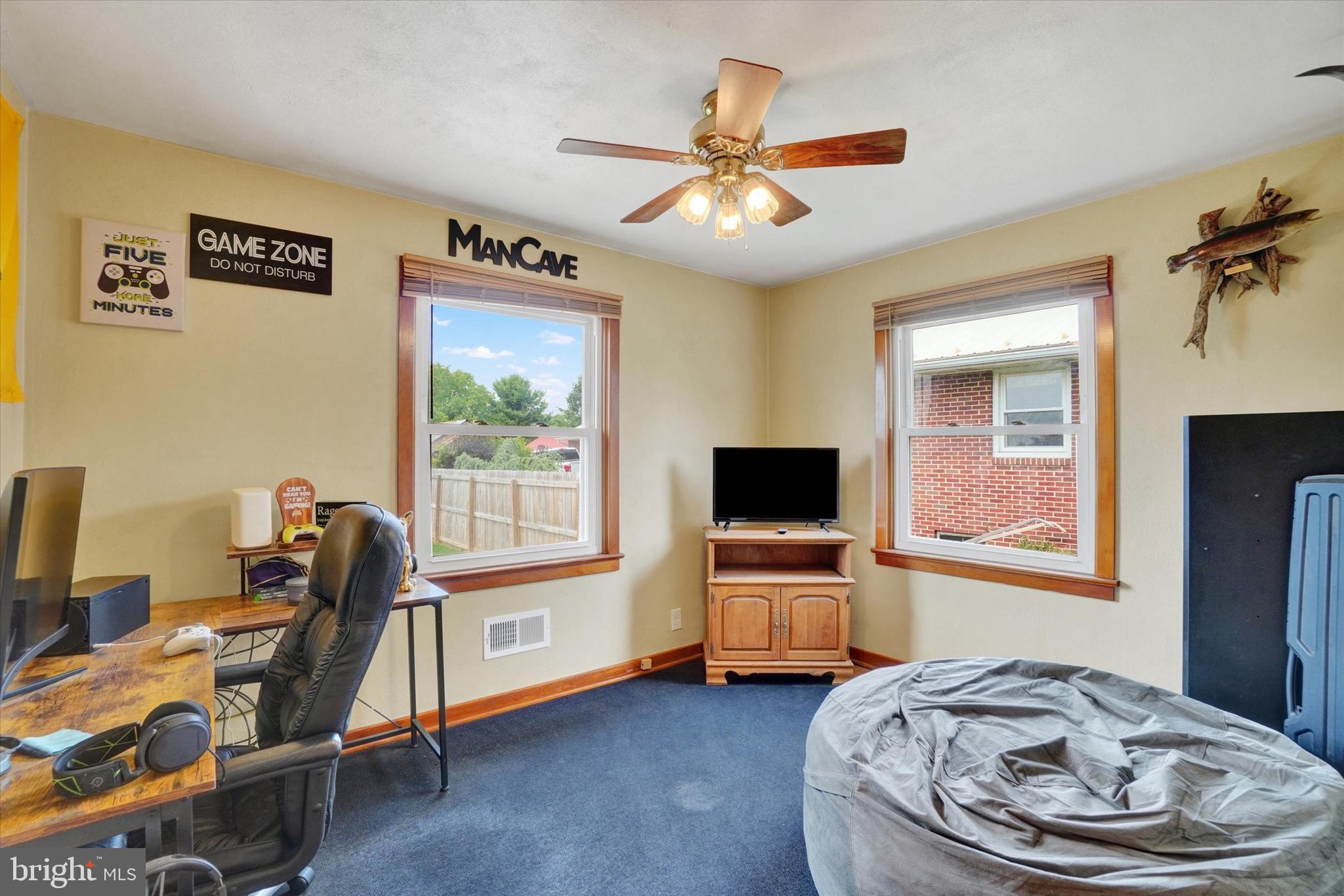 YORK NEW SALEM - Residential