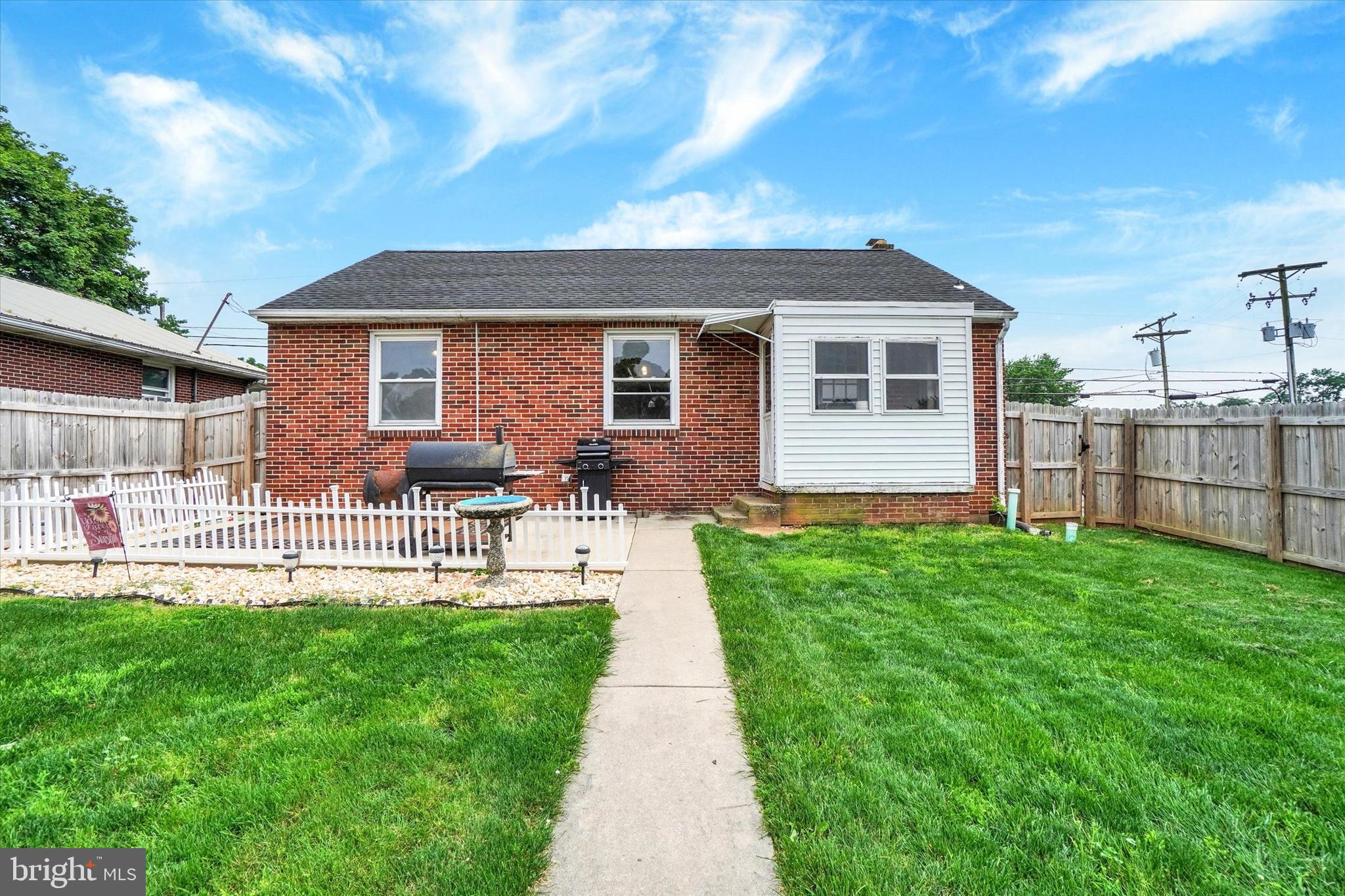 YORK NEW SALEM - Residential