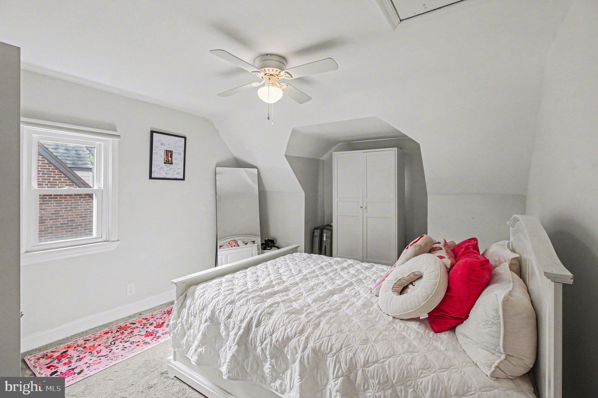 MILMONT PARK - Residential