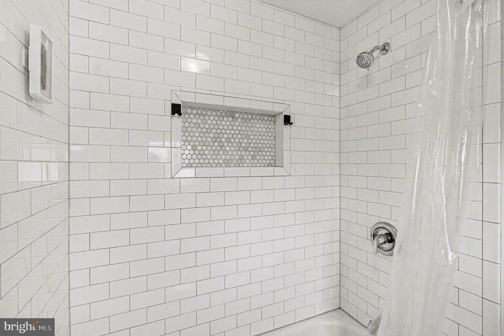 MILMONT PARK - Residential