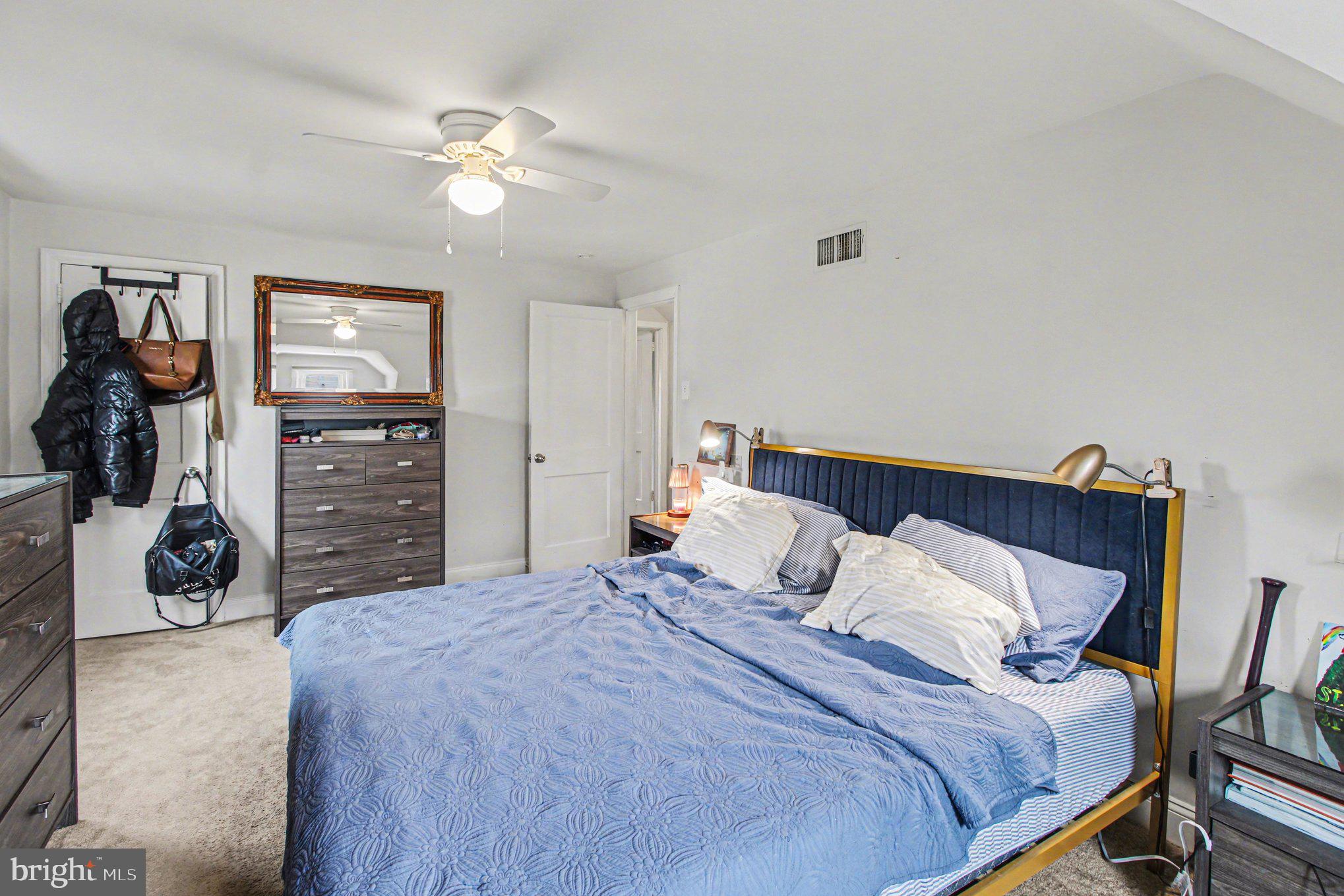 MILMONT PARK - Residential