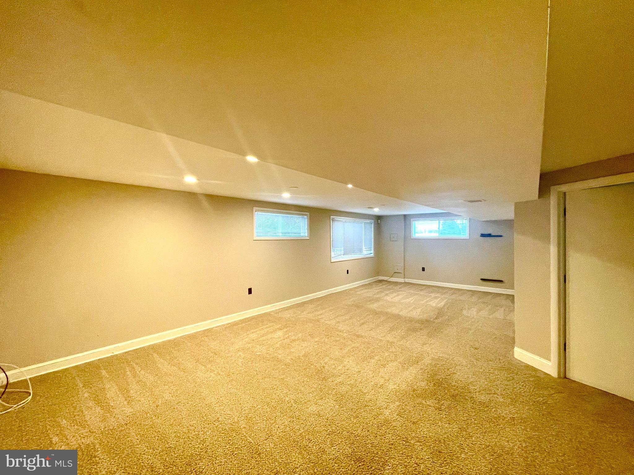 ARDMORE VILLAGE - Residential Lease