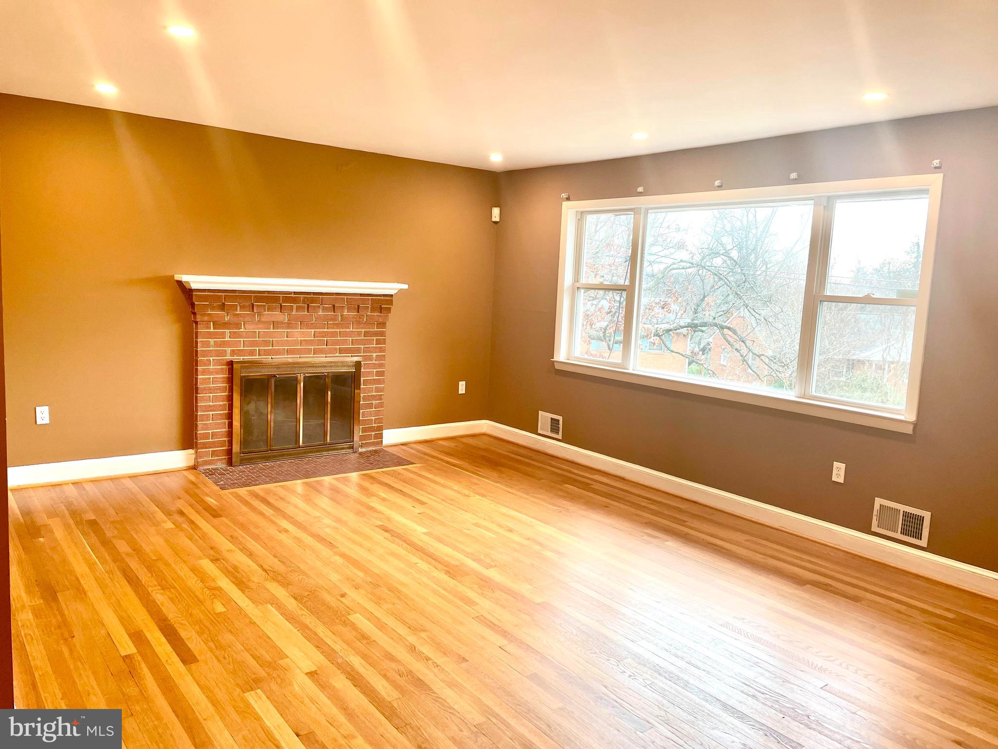 ARDMORE VILLAGE - Residential Lease