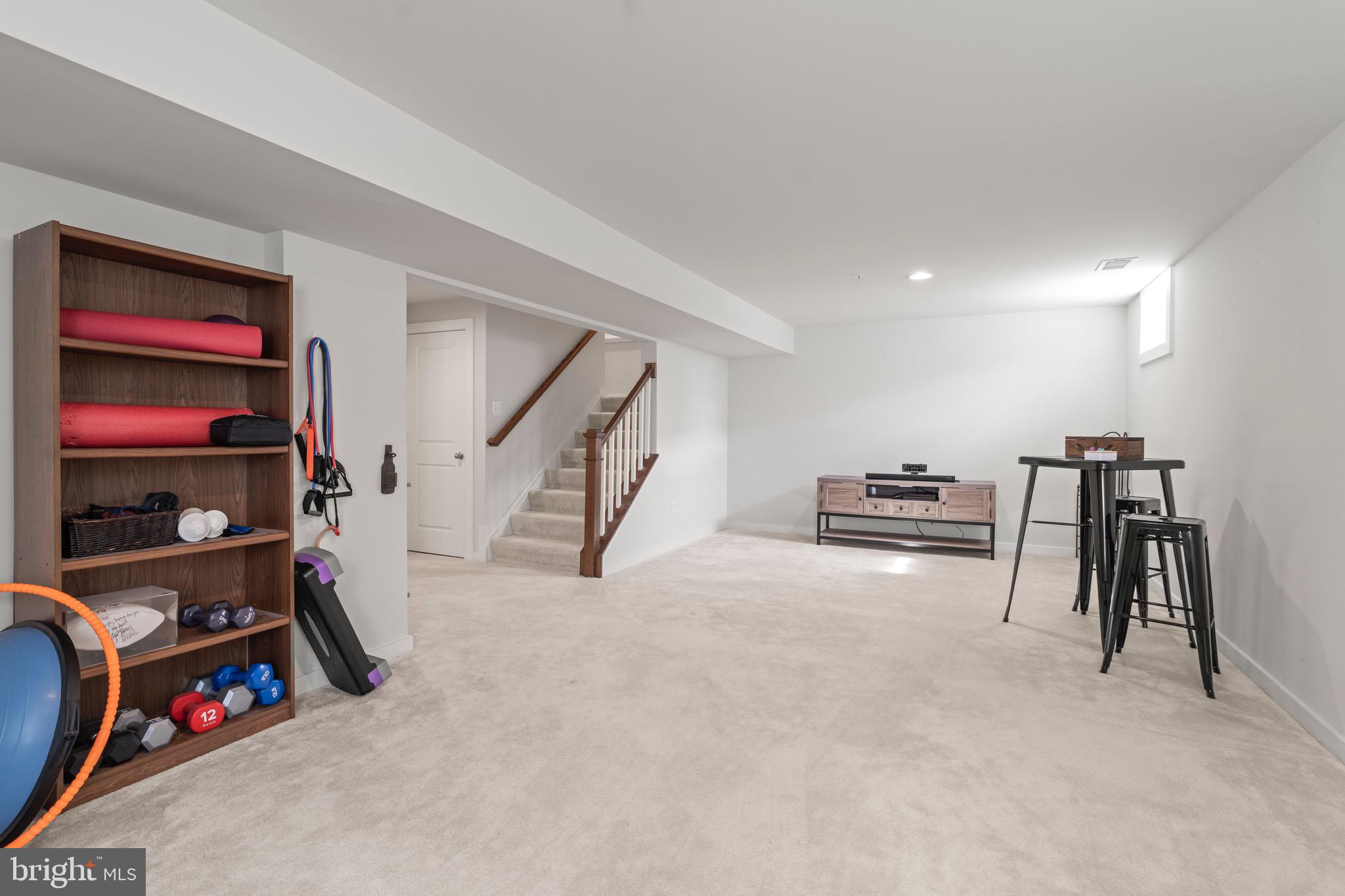 TUSCARORA CREEK - Residential