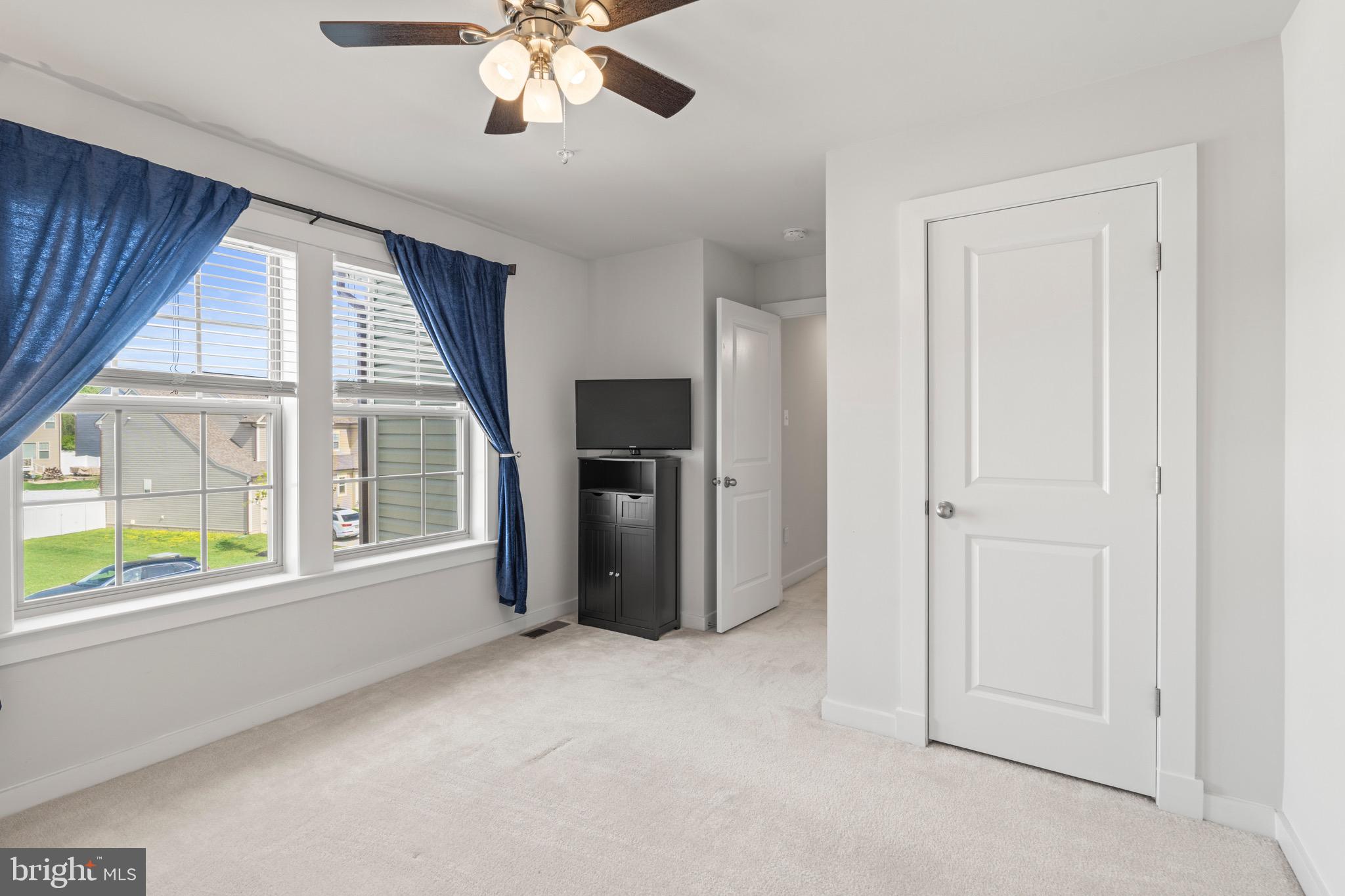 TUSCARORA CREEK - Residential