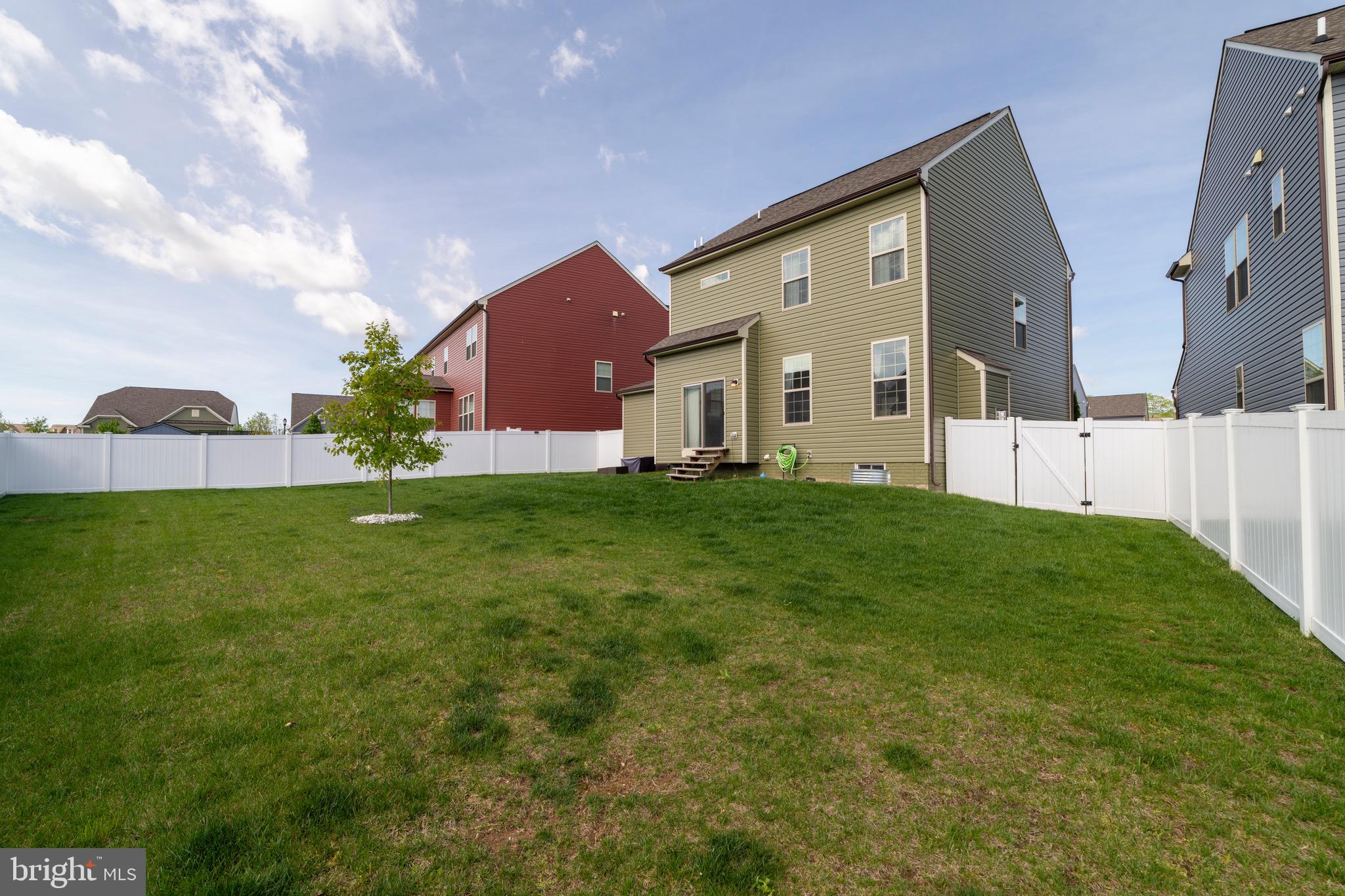 TUSCARORA CREEK - Residential