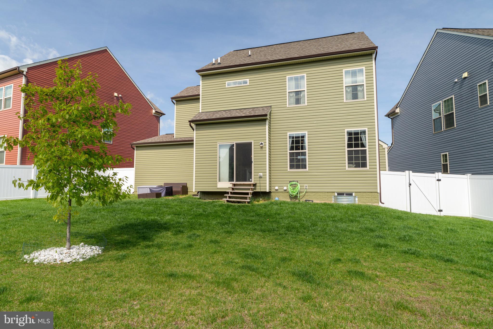 TUSCARORA CREEK - Residential