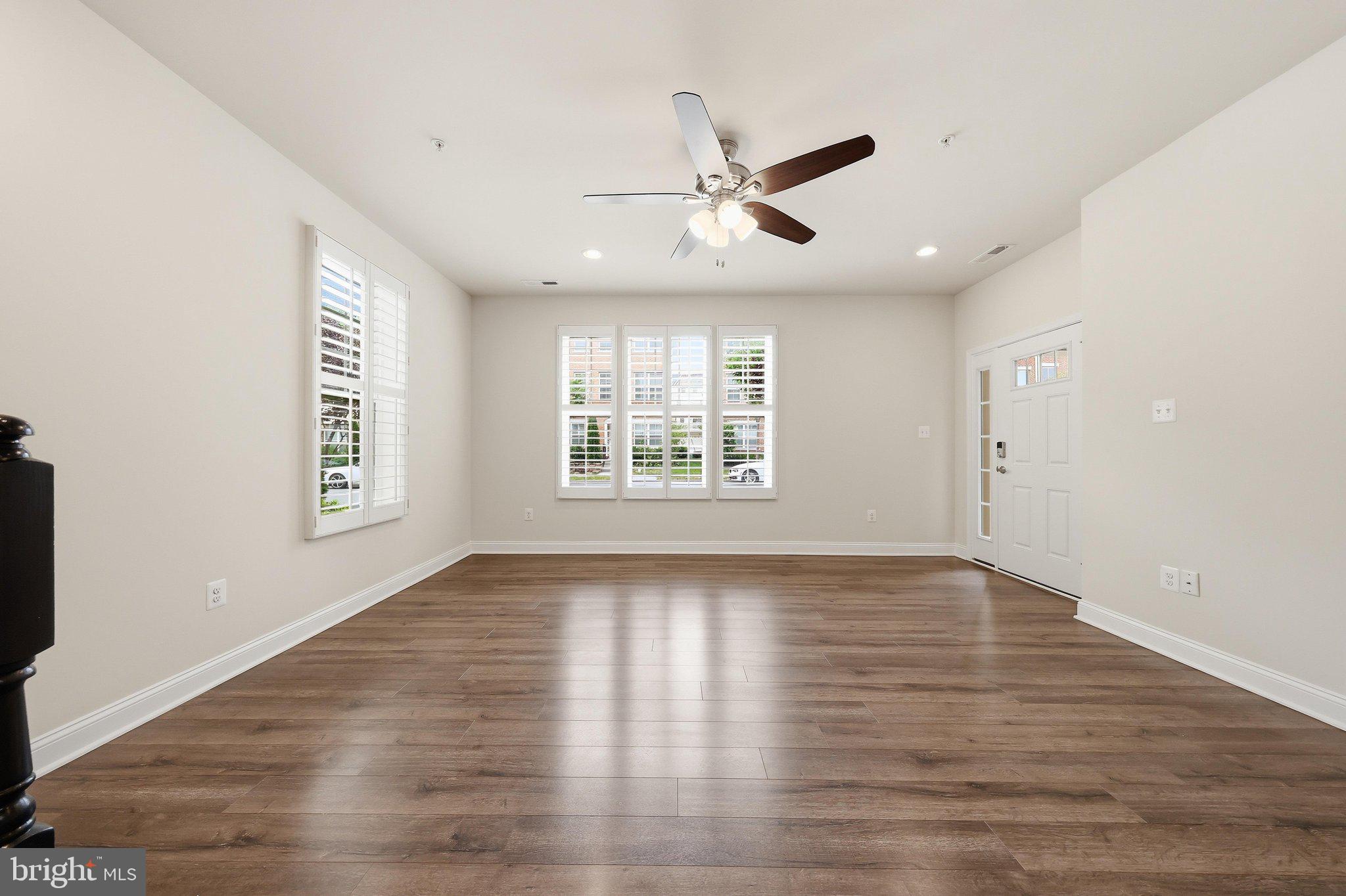 5017 JUDICIAL WAY
