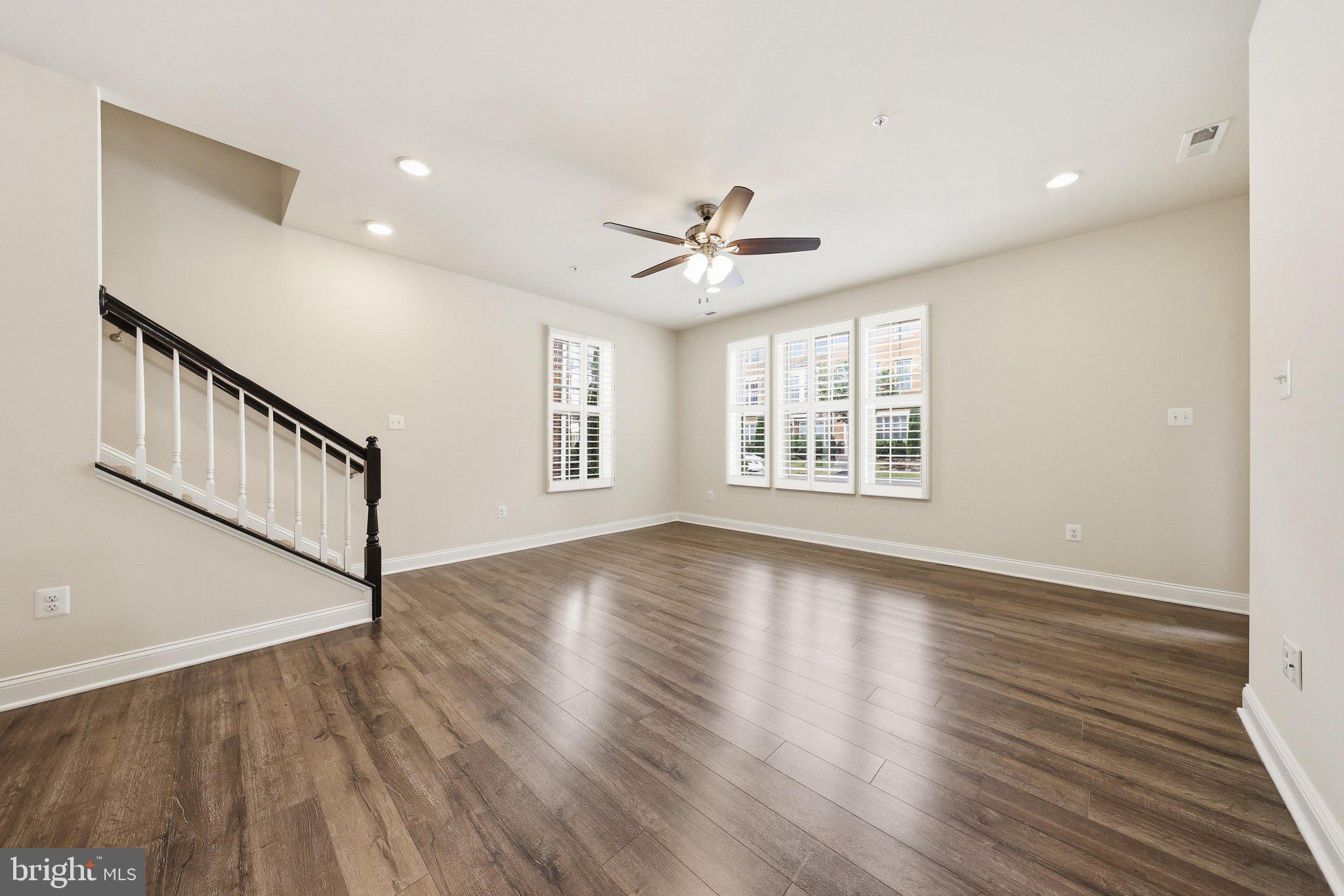 5017 JUDICIAL WAY