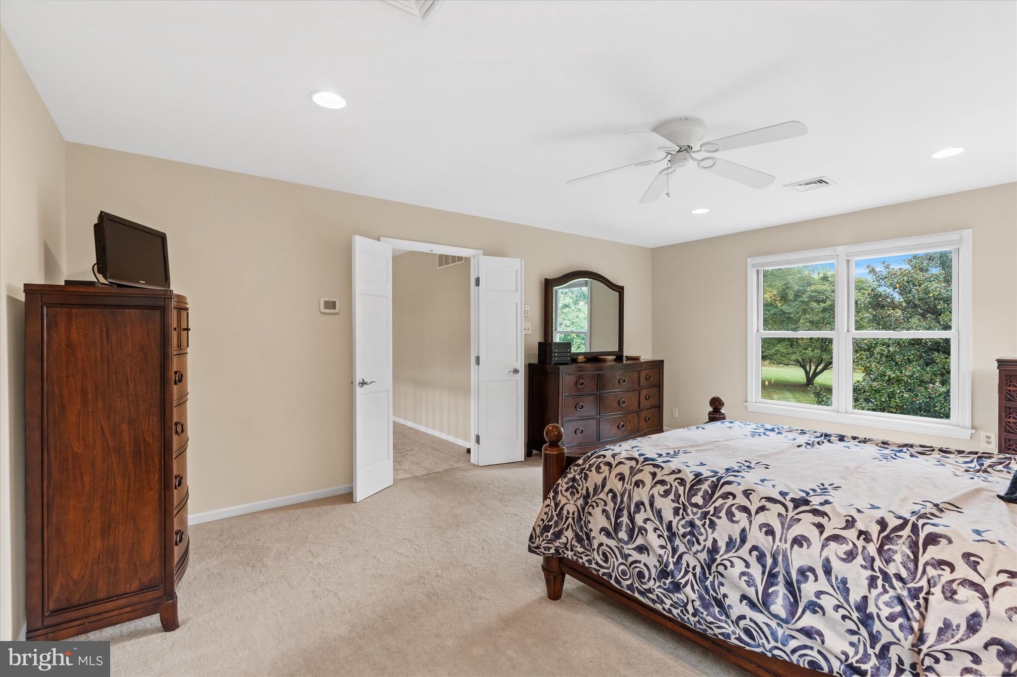 BLUE ROCK MEADOWS - Residential