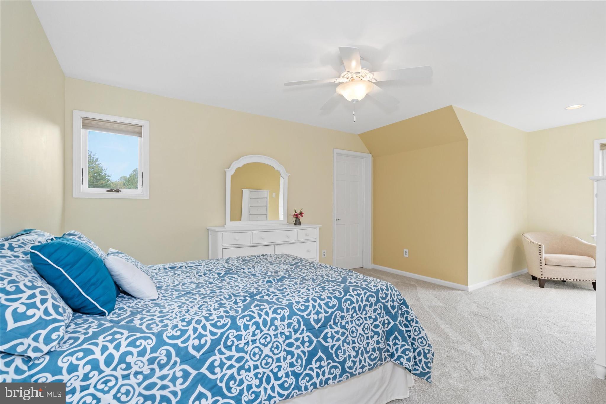 BLUE ROCK MEADOWS - Residential