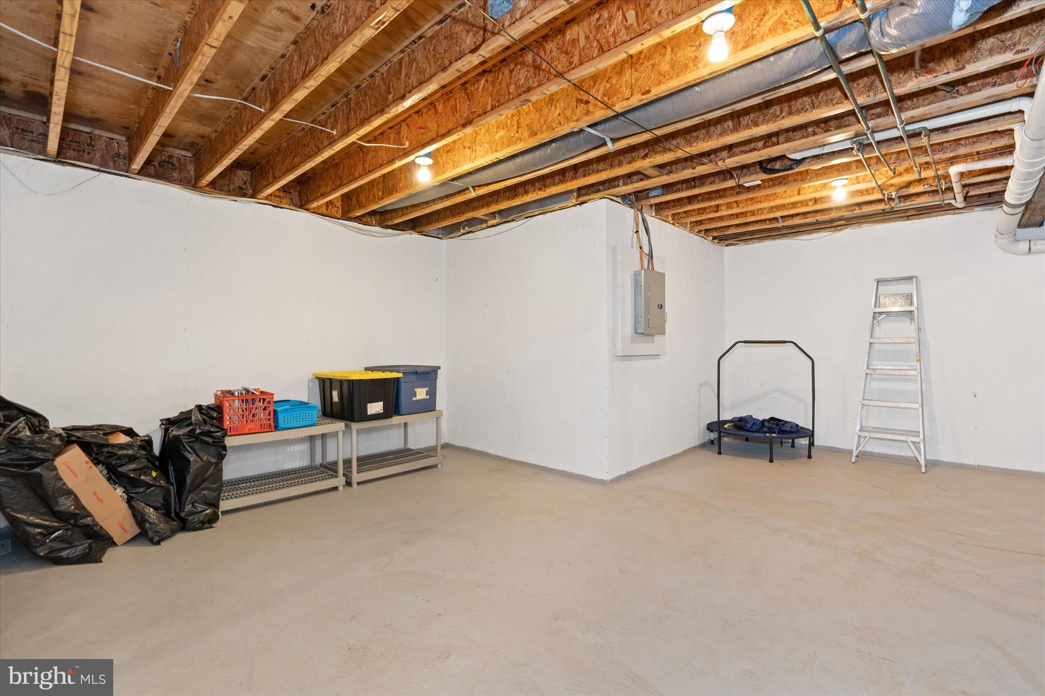 BLUE ROCK MEADOWS - Residential