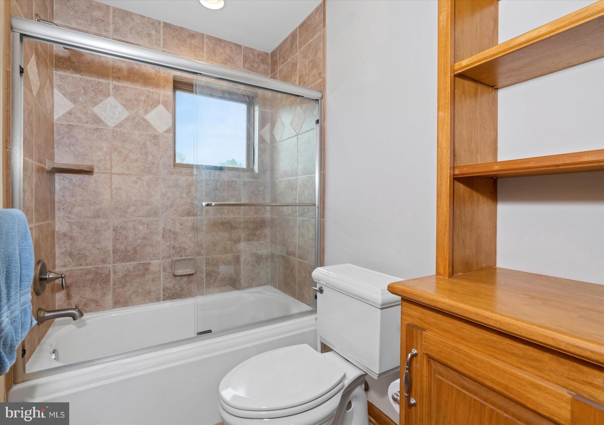 BLUE ROCK MEADOWS - Residential