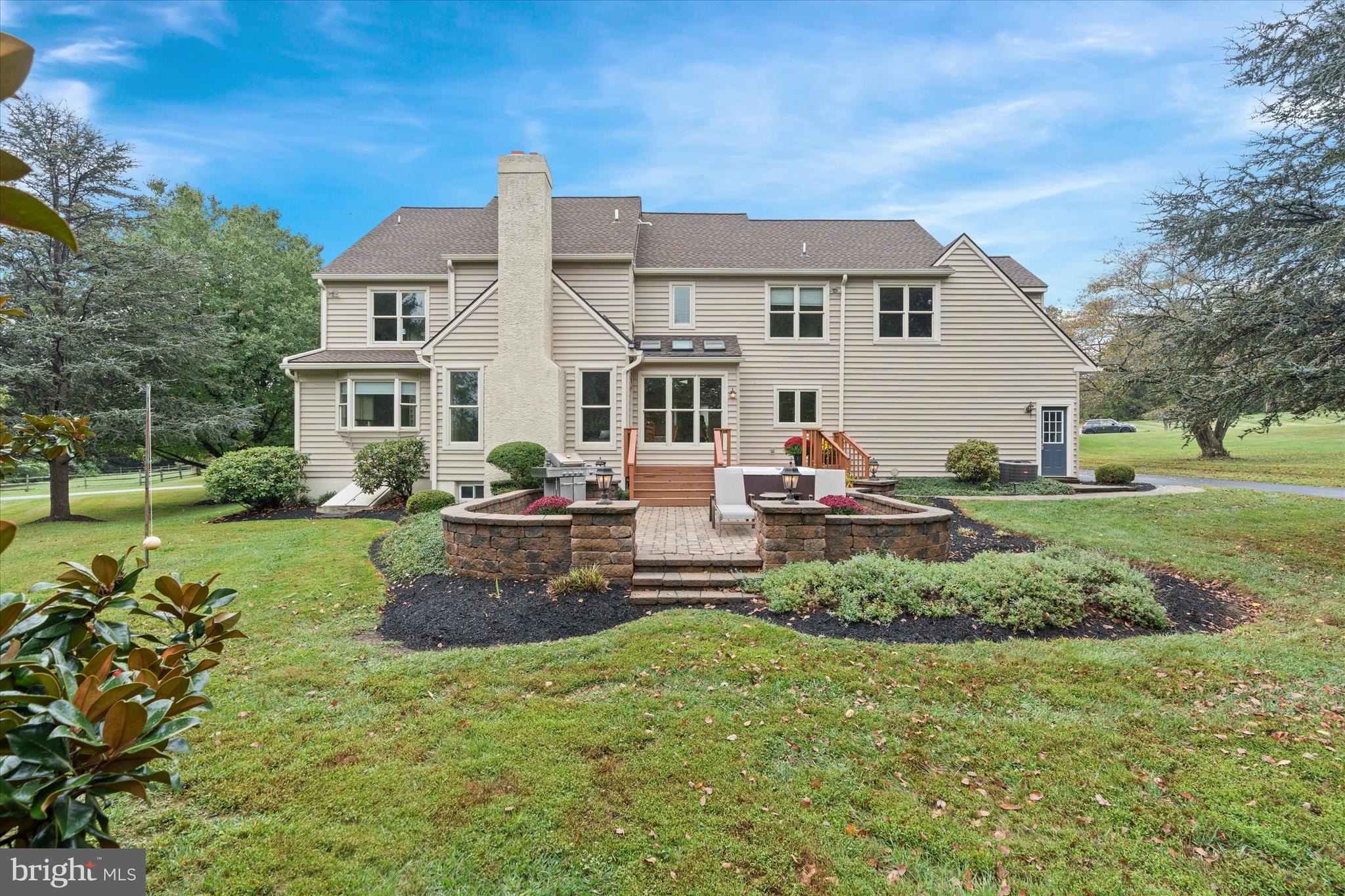 BLUE ROCK MEADOWS - Residential