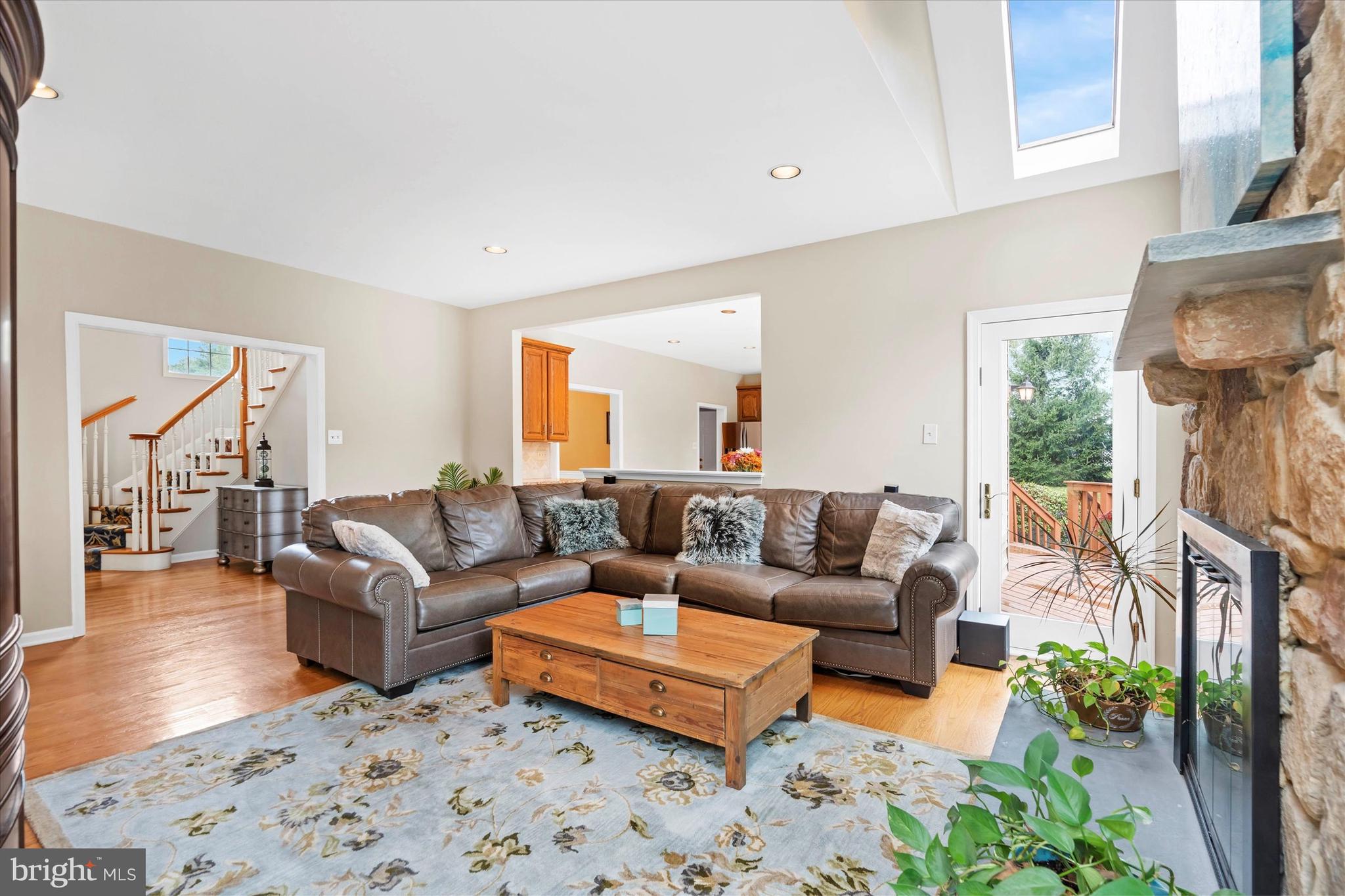 BLUE ROCK MEADOWS - Residential