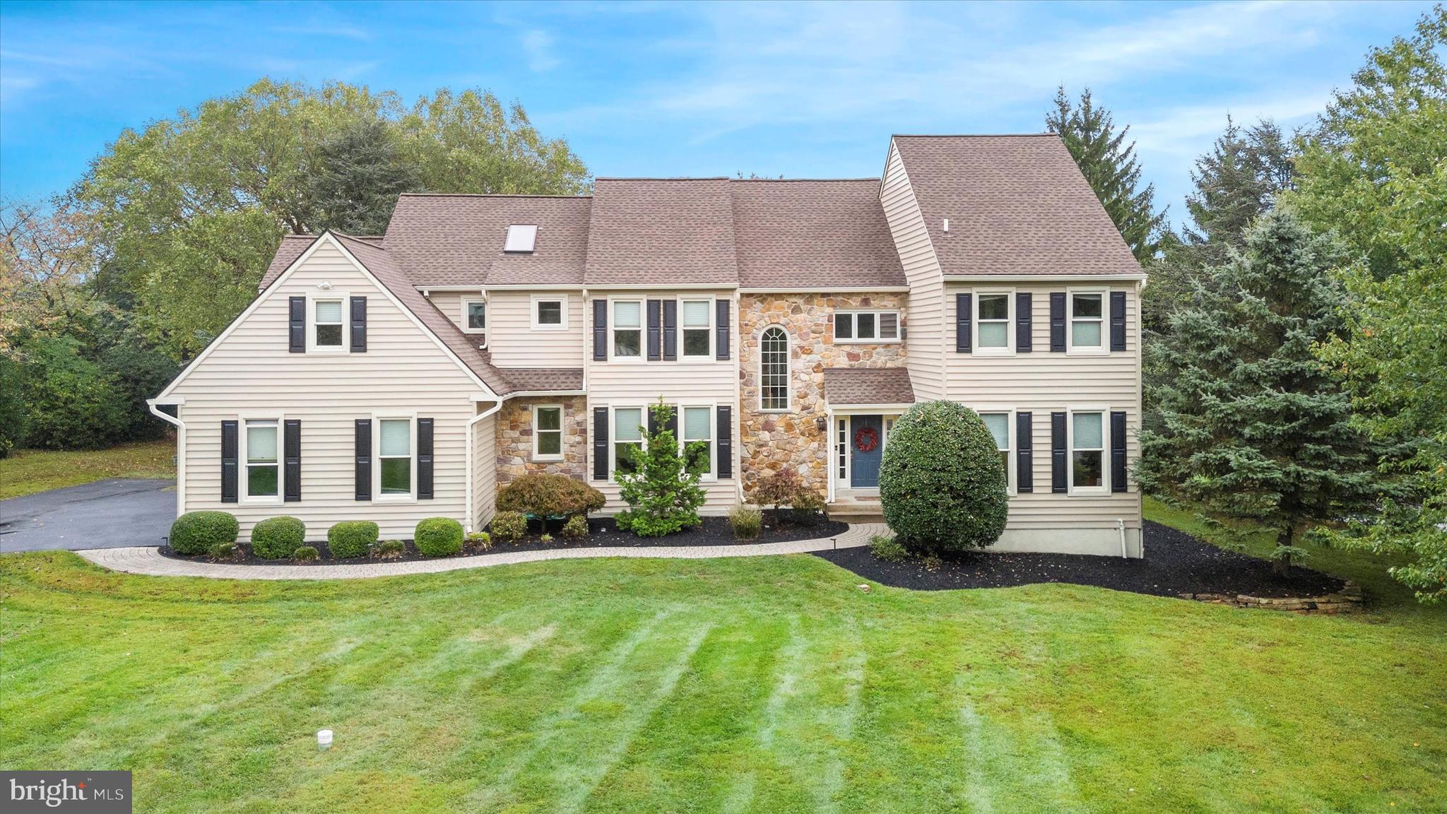 BLUE ROCK MEADOWS - Residential