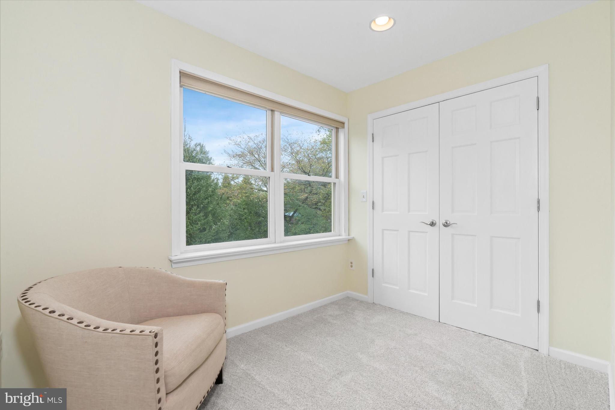 BLUE ROCK MEADOWS - Residential