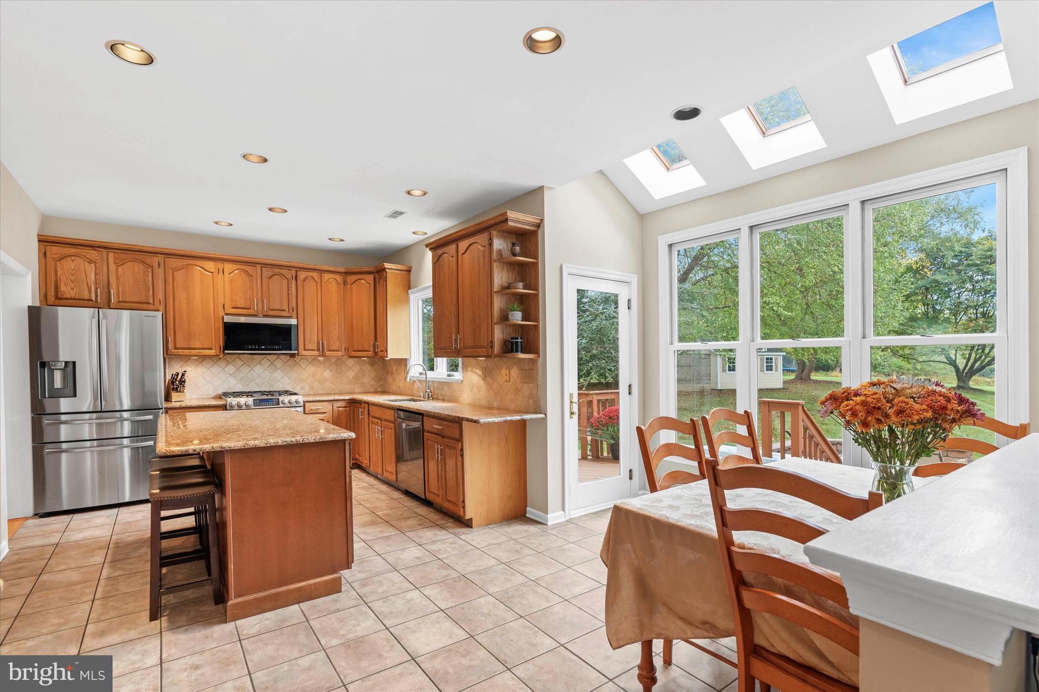 BLUE ROCK MEADOWS - Residential