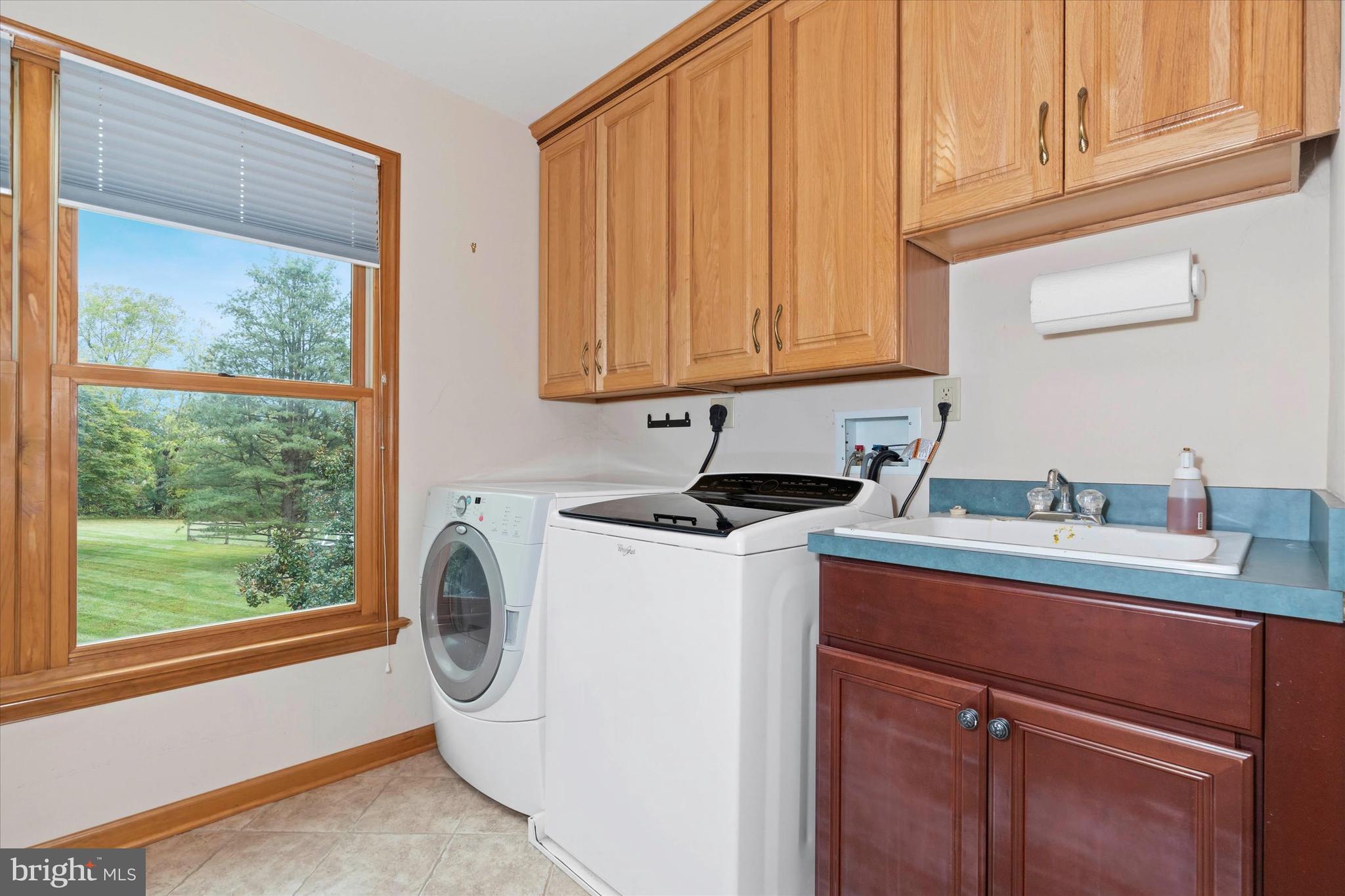 BLUE ROCK MEADOWS - Residential