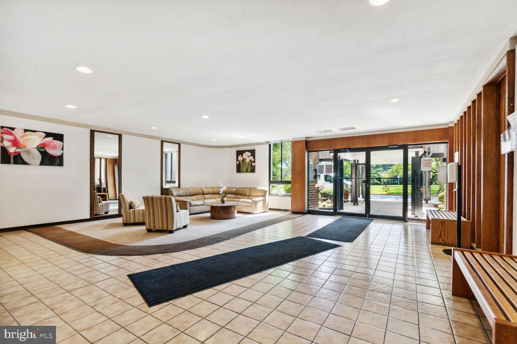 AMERICANA FINMARK - Residential