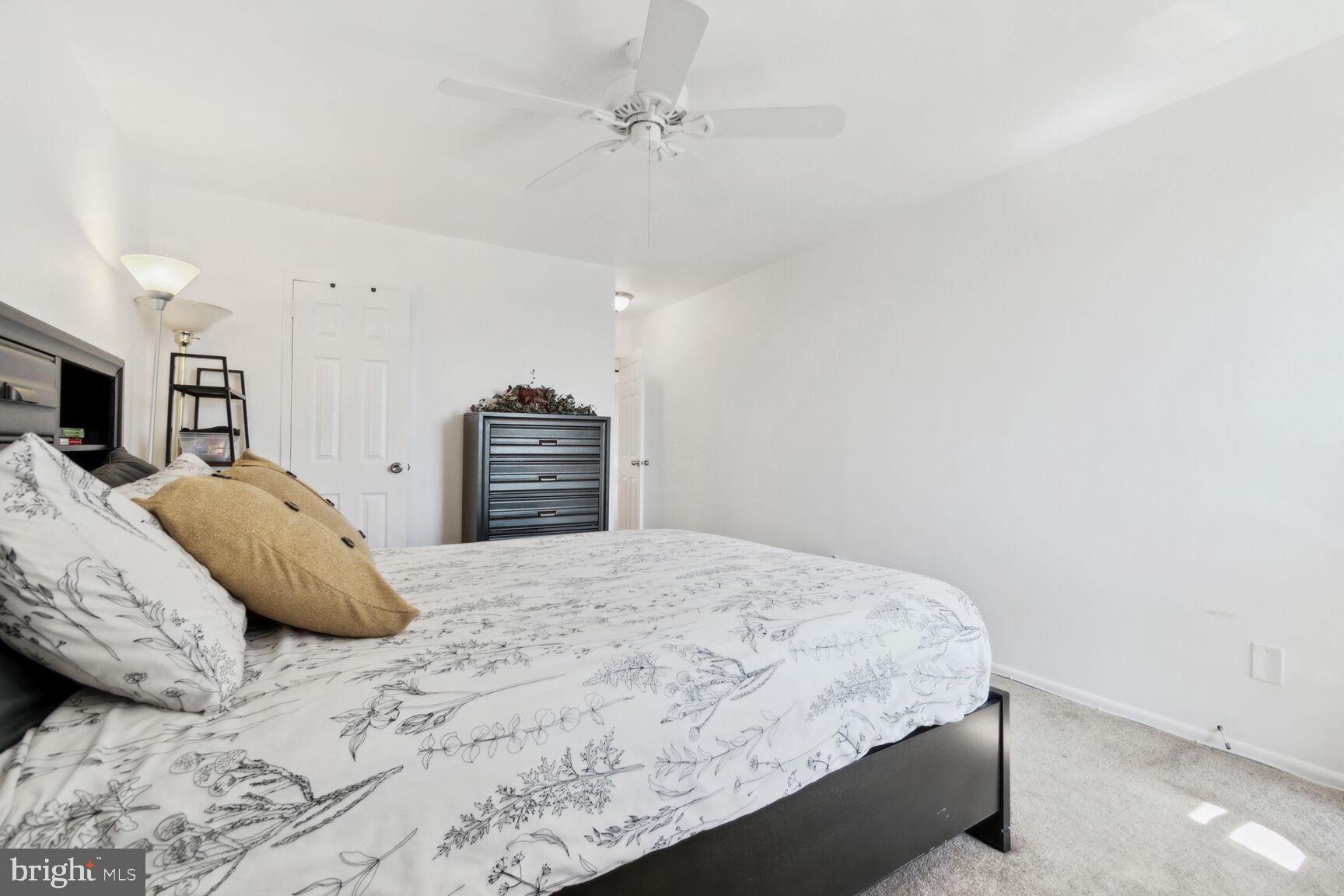 AMERICANA FINMARK - Residential