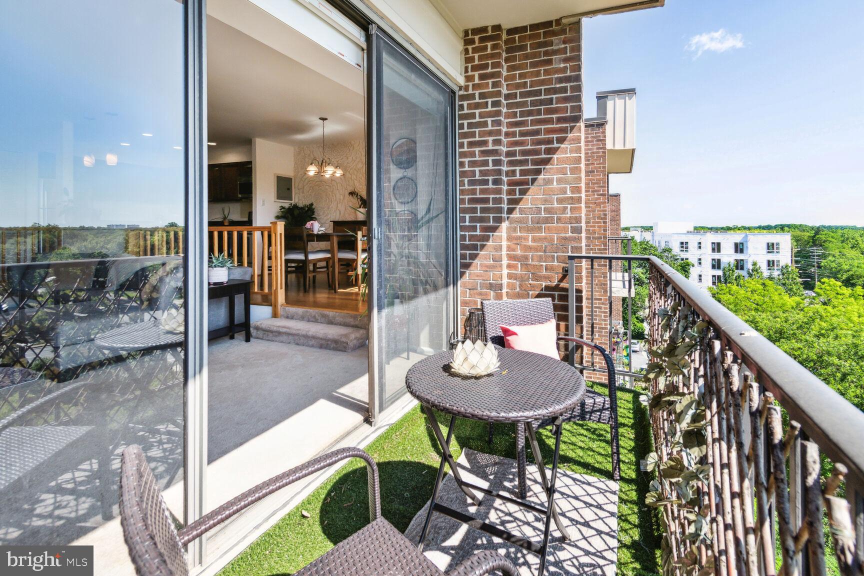 AMERICANA FINMARK - Residential