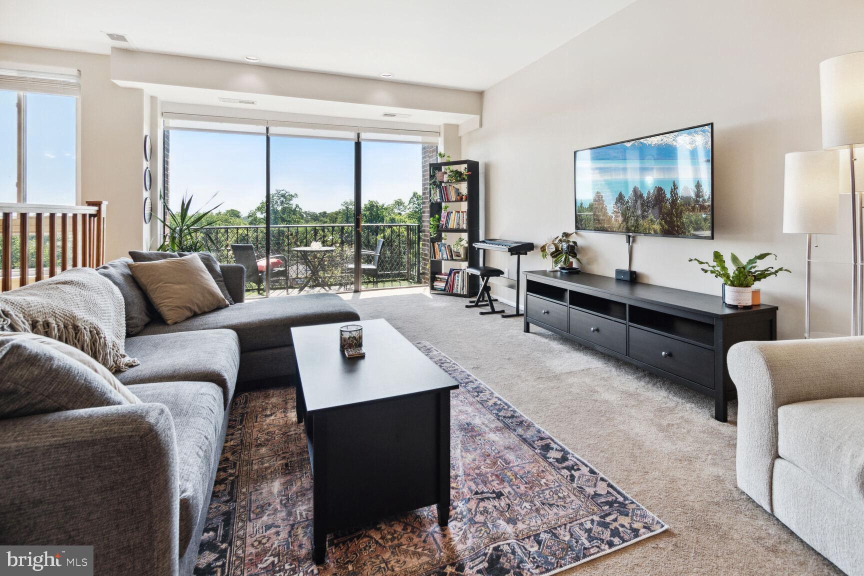 AMERICANA FINMARK - Residential