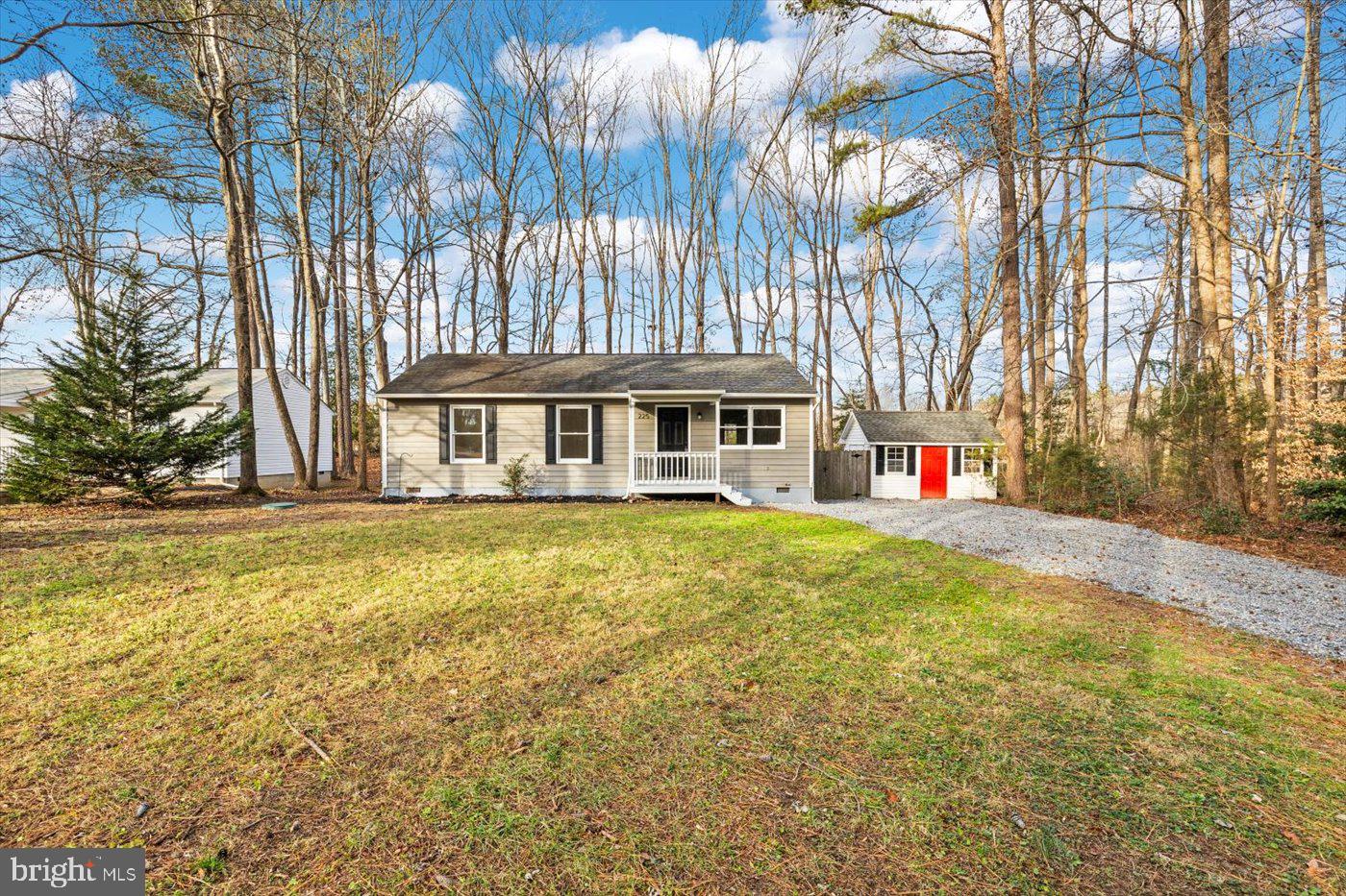 LAKE CAROLINE - Residential