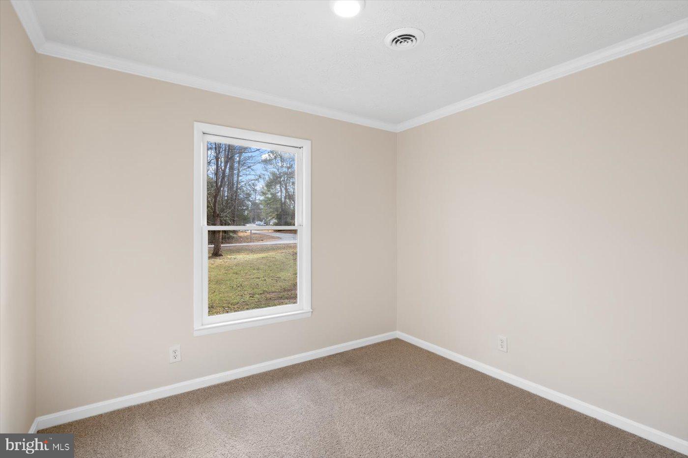 LAKE CAROLINE - Residential