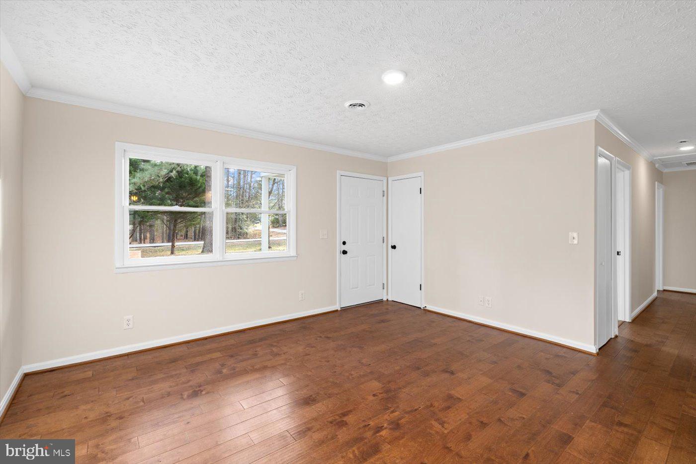 LAKE CAROLINE - Residential