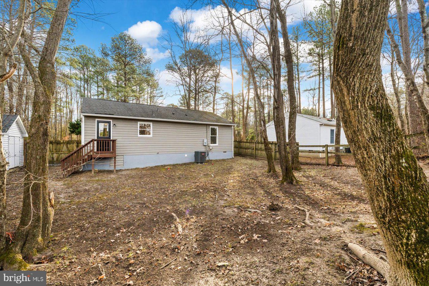 LAKE CAROLINE - Residential