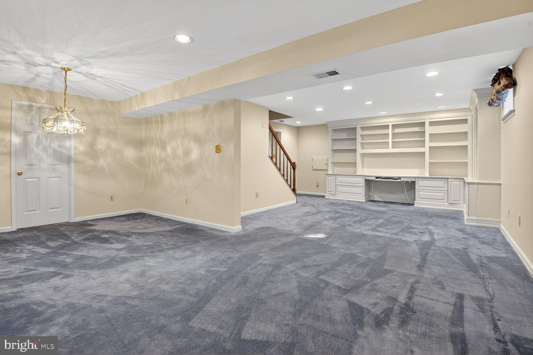 BRIARWOOD - Residential