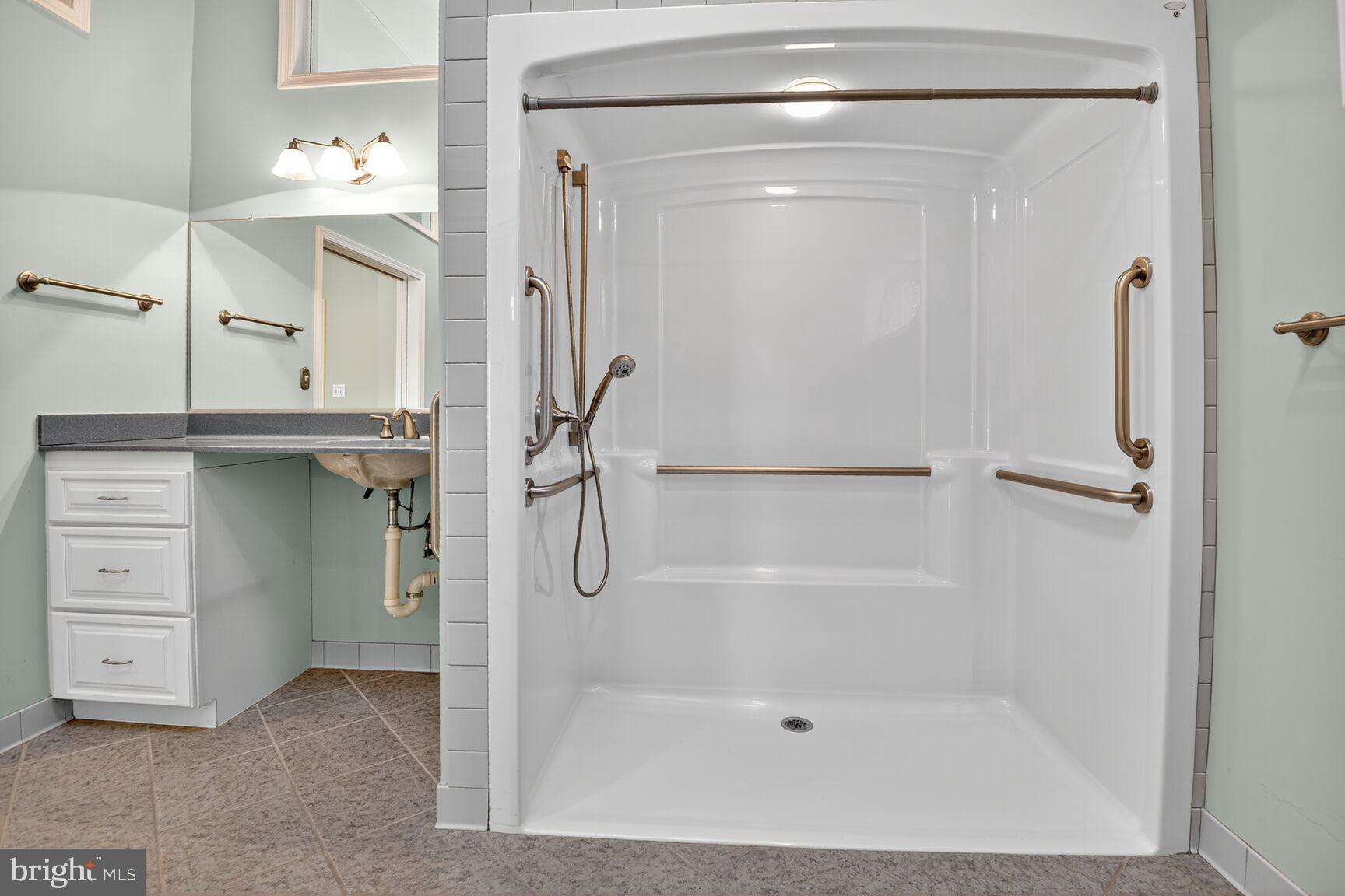 BRIARWOOD - Residential