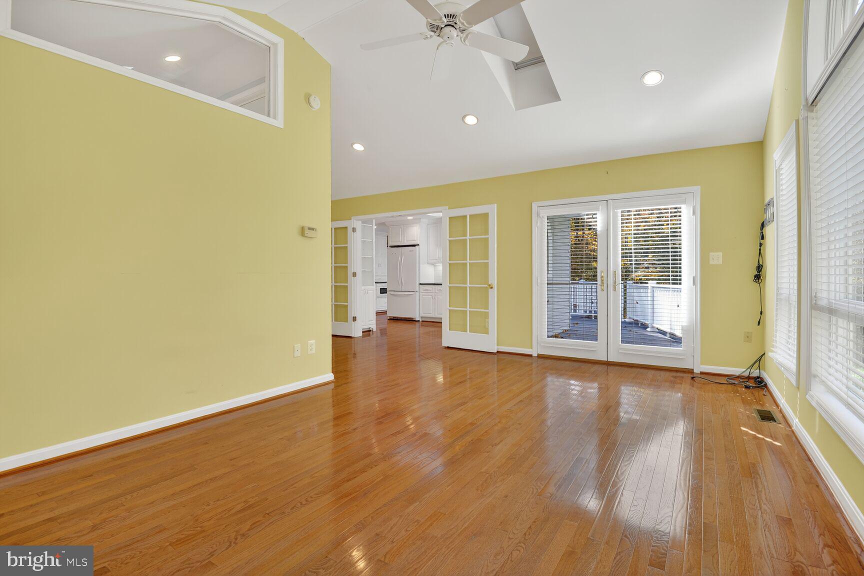 BRIARWOOD - Residential