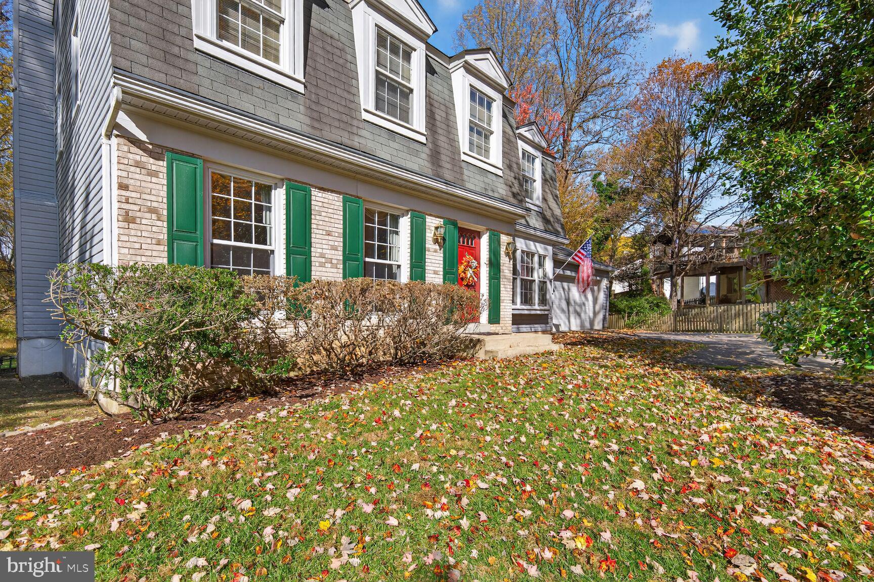 BRIARWOOD - Residential