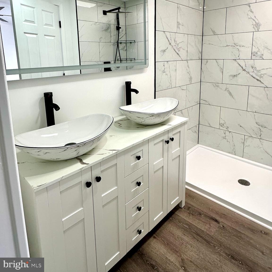 MAGNOLIA ESTATES - Residential