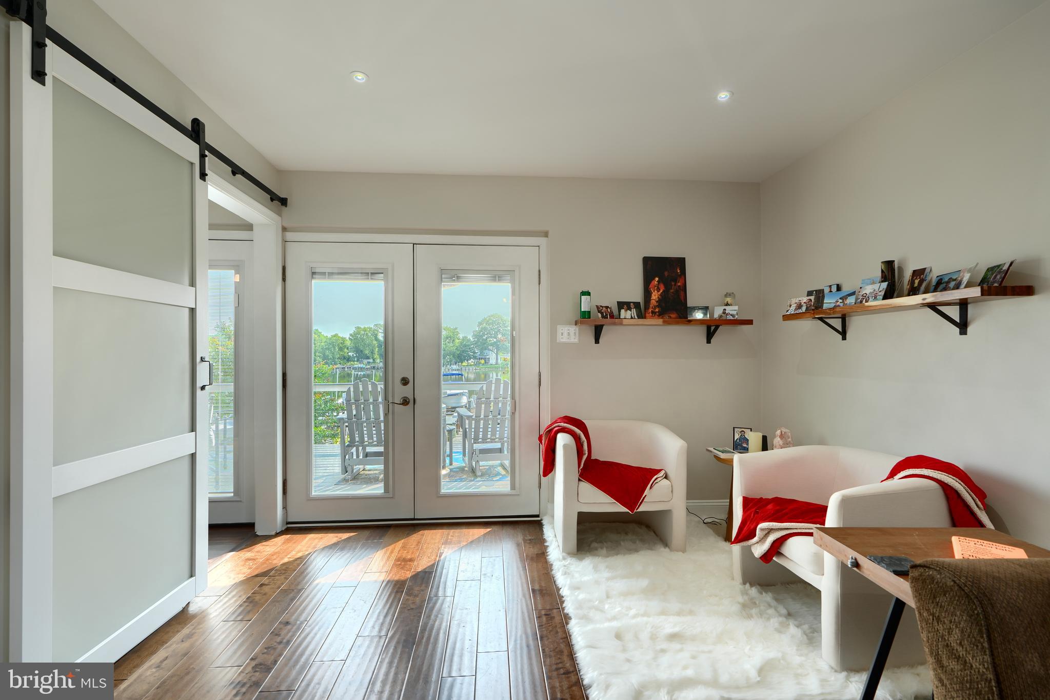 ROSEWALD BEACH - Residential