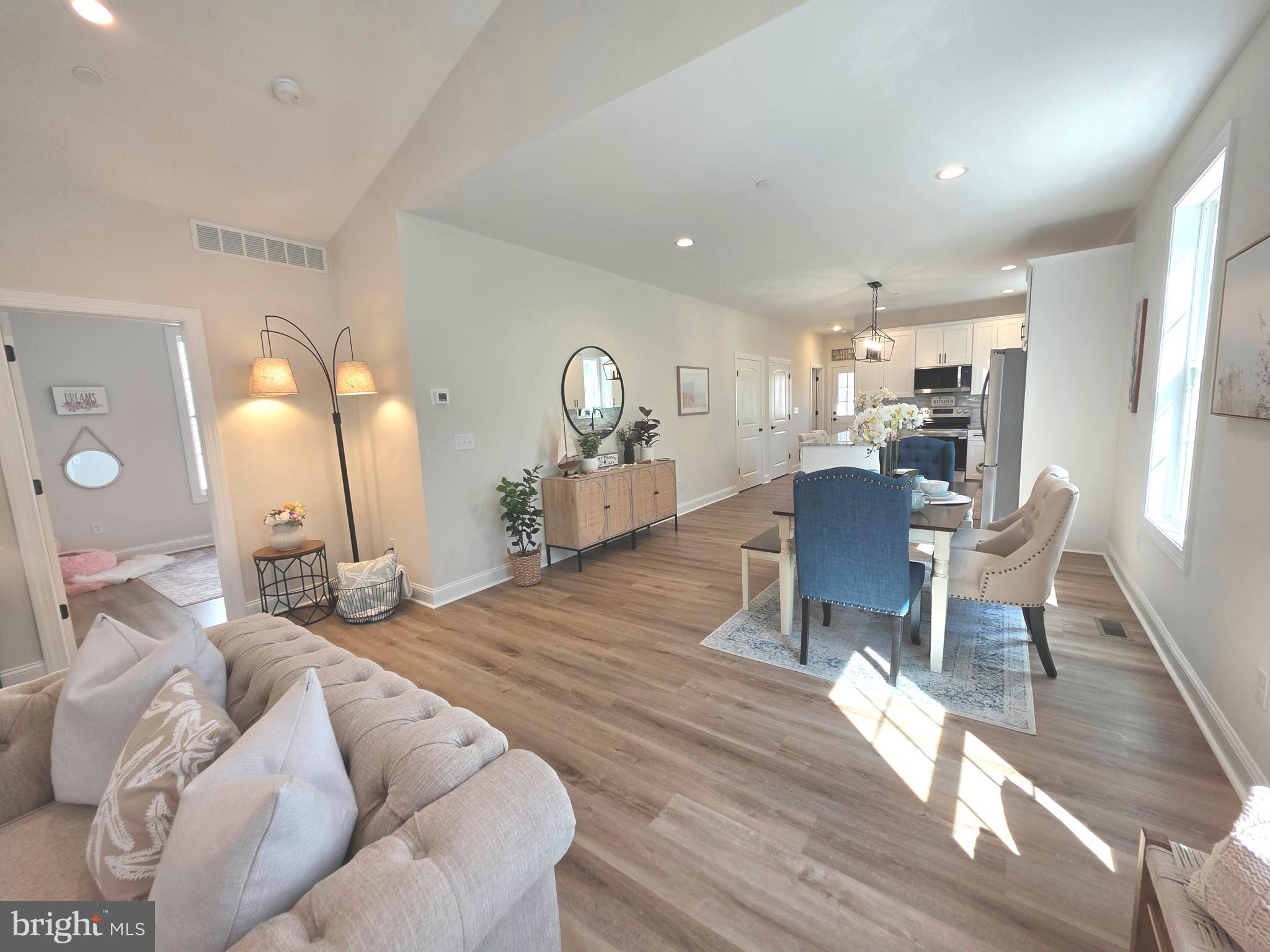 KENT ISLAND ESTATES - Residential