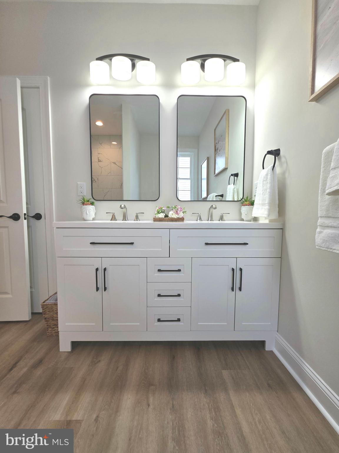 KENT ISLAND ESTATES - Residential