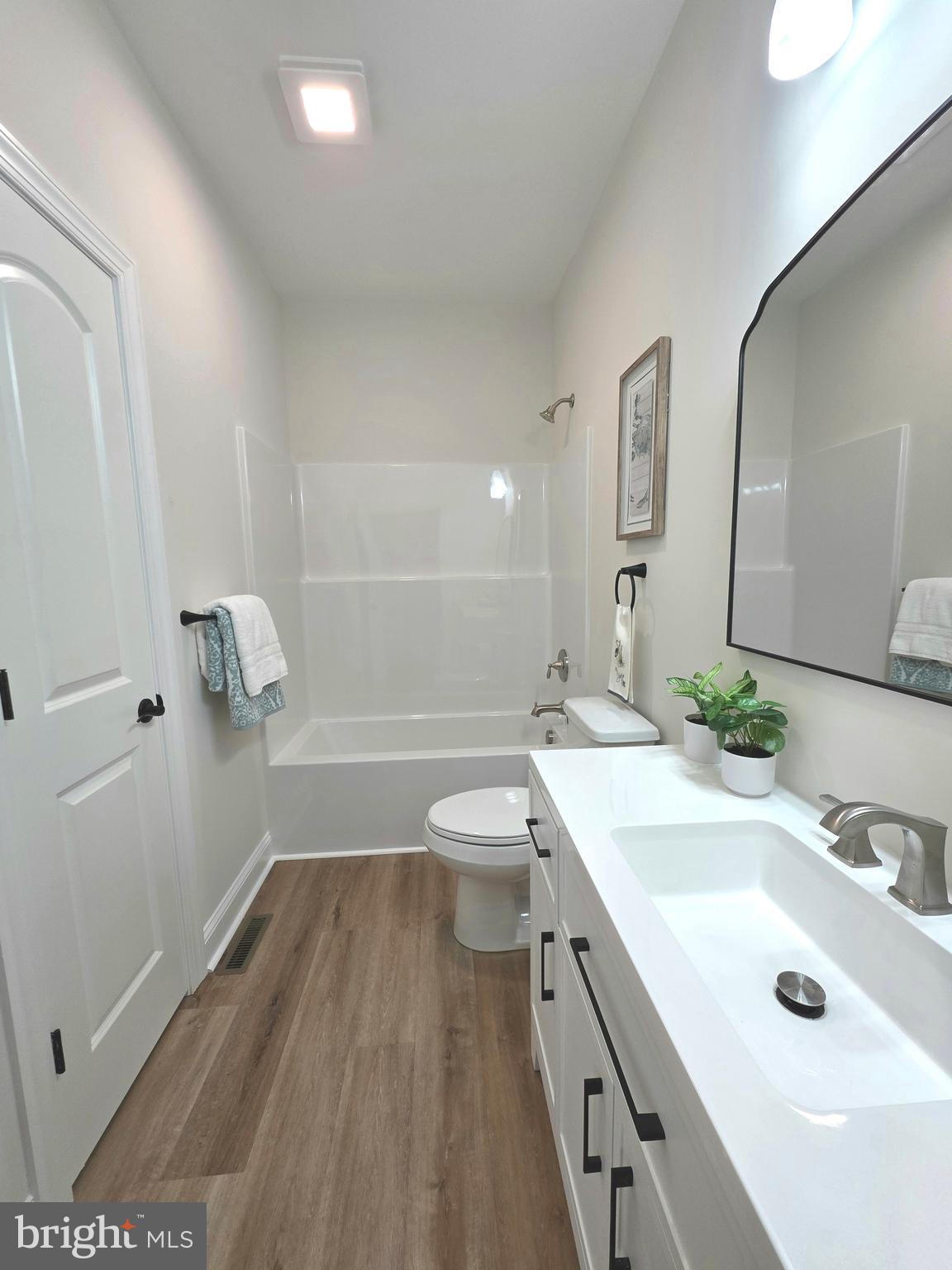 KENT ISLAND ESTATES - Residential