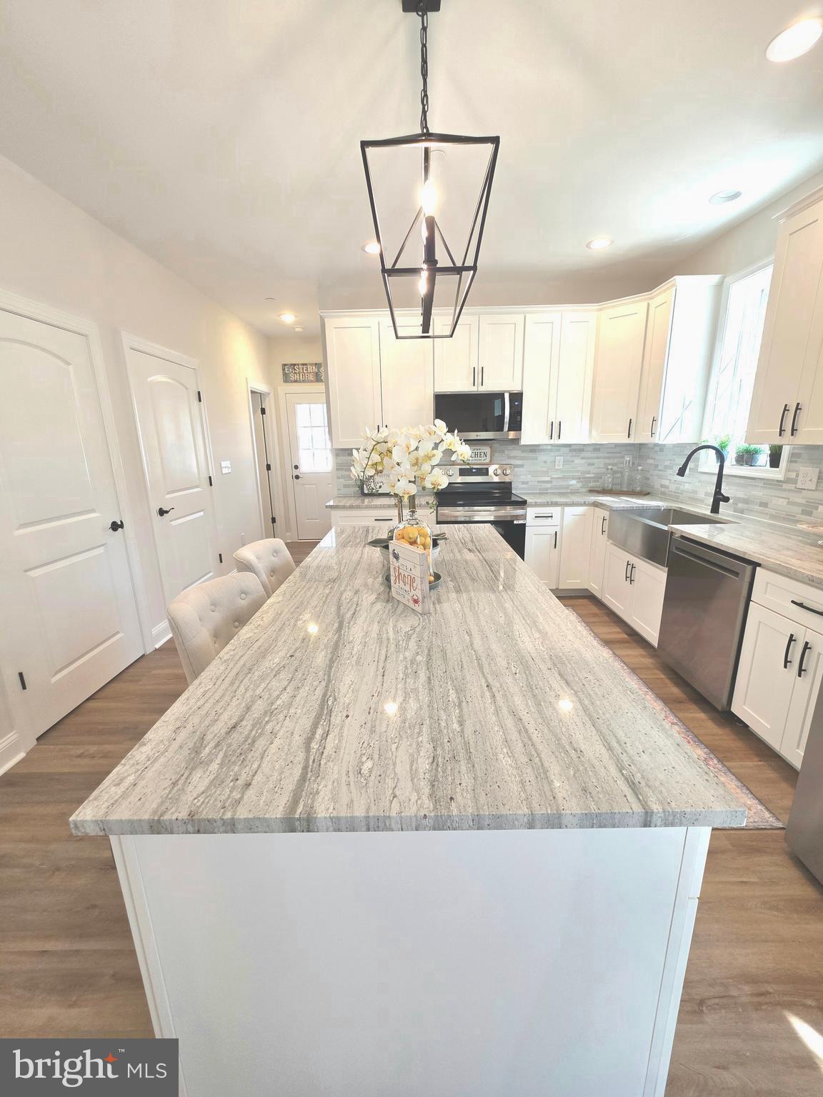 KENT ISLAND ESTATES - Residential