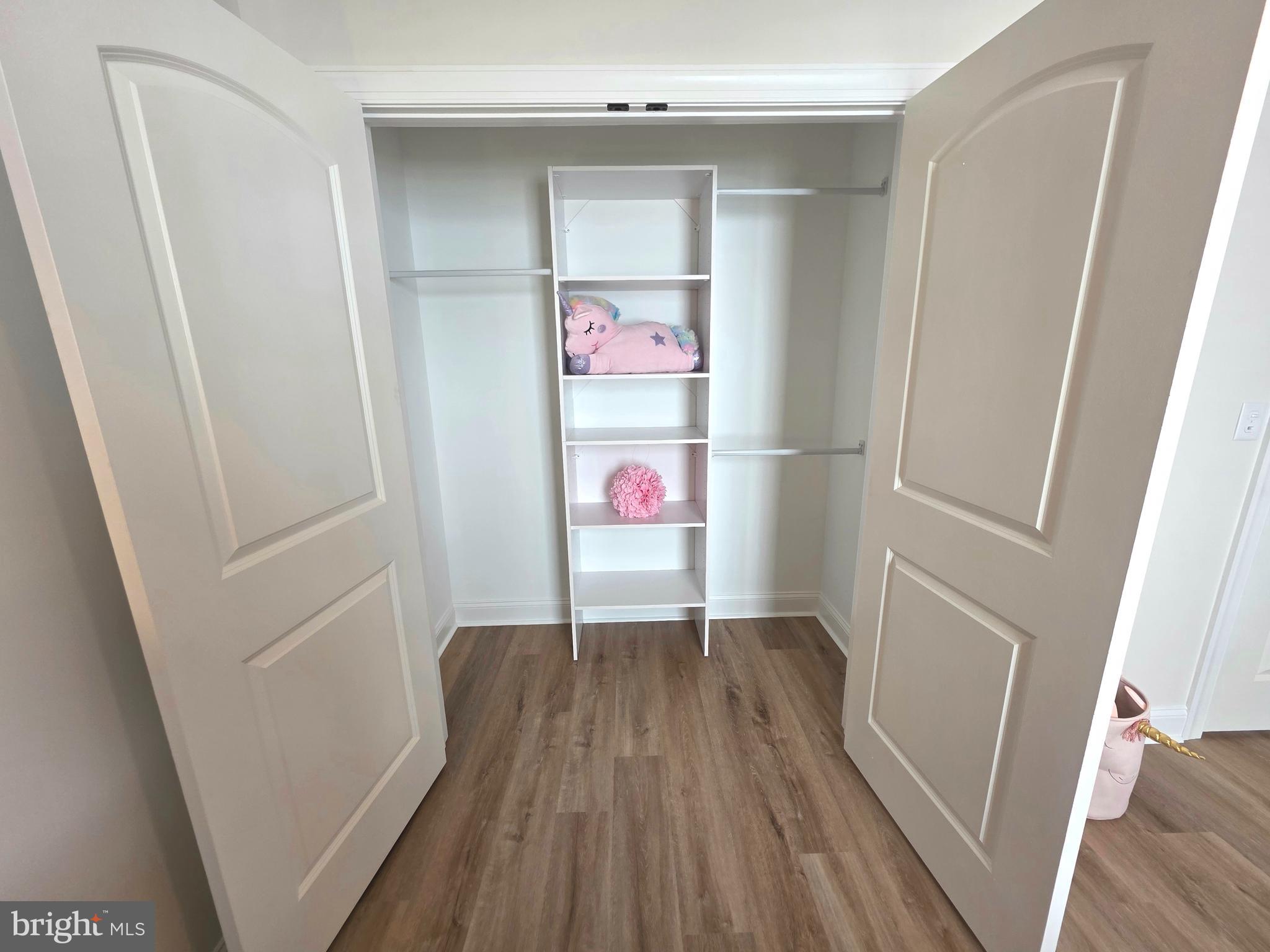 KENT ISLAND ESTATES - Residential