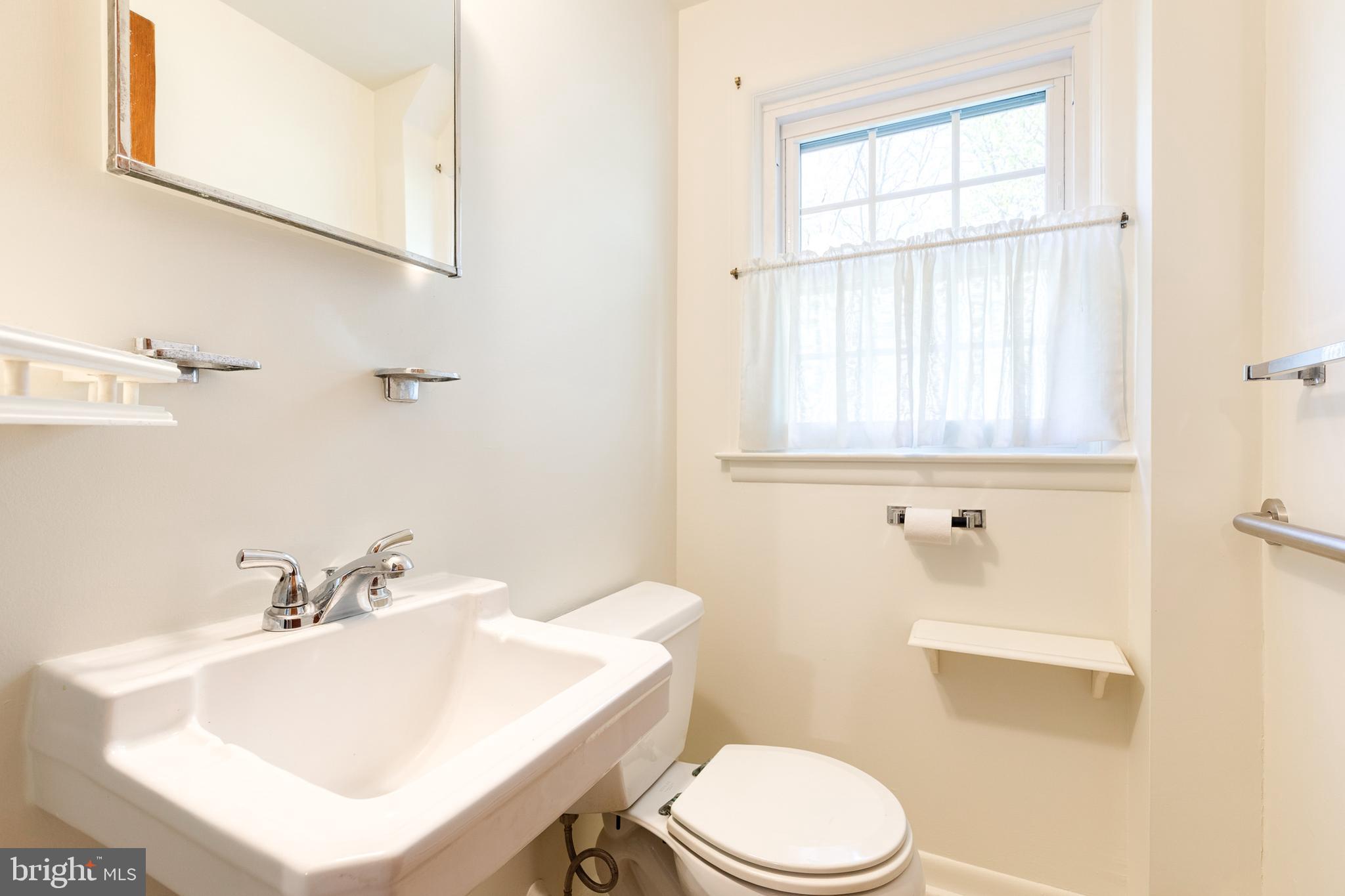 CAMPUS HILLS - Residential