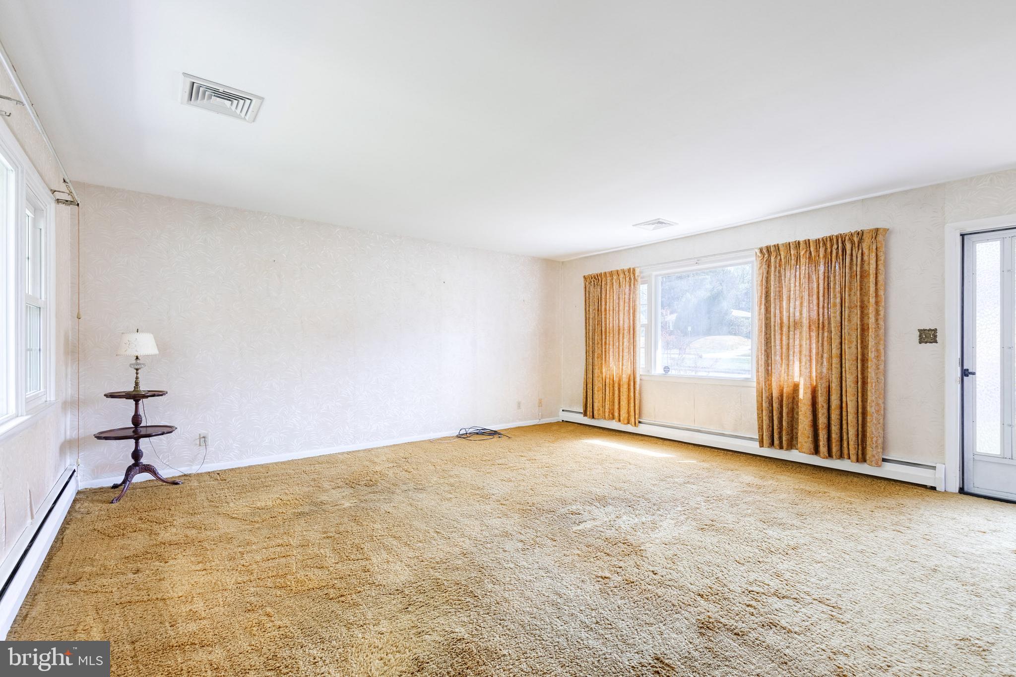 CAMPUS HILLS - Residential