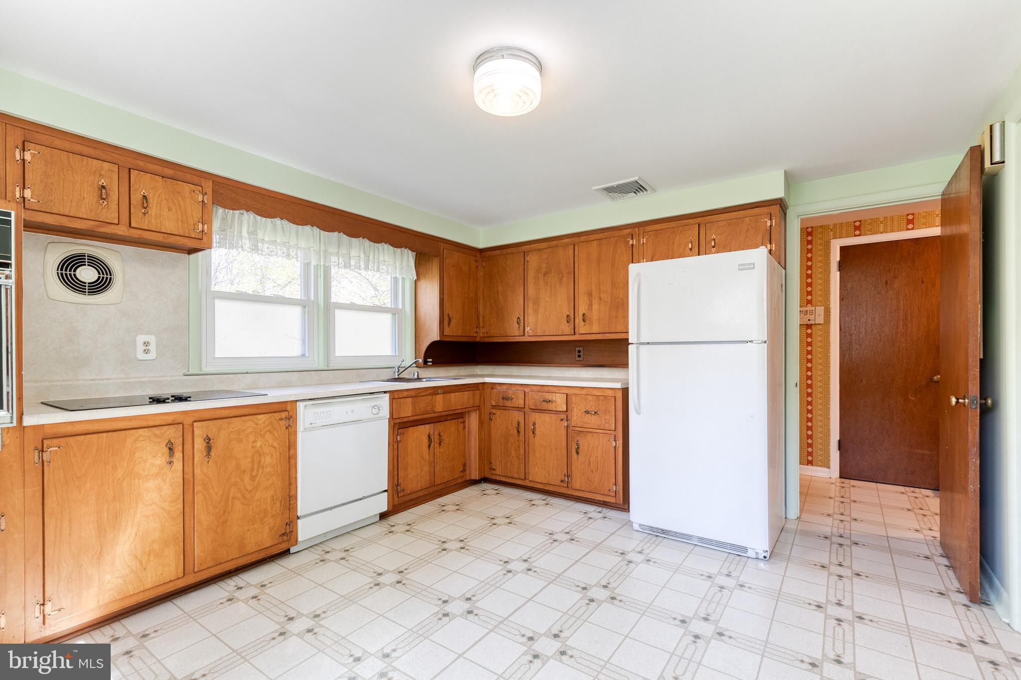 CAMPUS HILLS - Residential