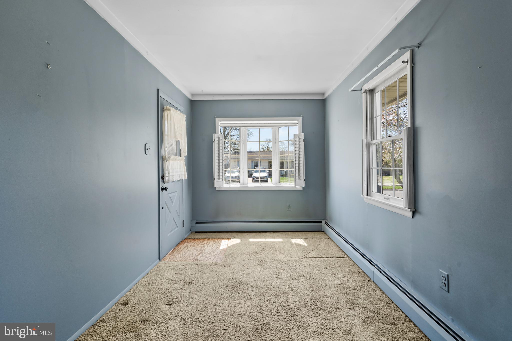 LAKESIDE - Residential